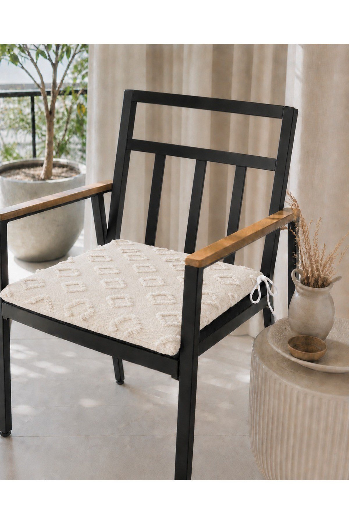 Sakallı Sandalye Minderi 4'lü Set | Bağcıklı | Fermuarlı ve Yıkanabilir | Mutfak, Balkon ve Bahçe Kullanımına Uygun