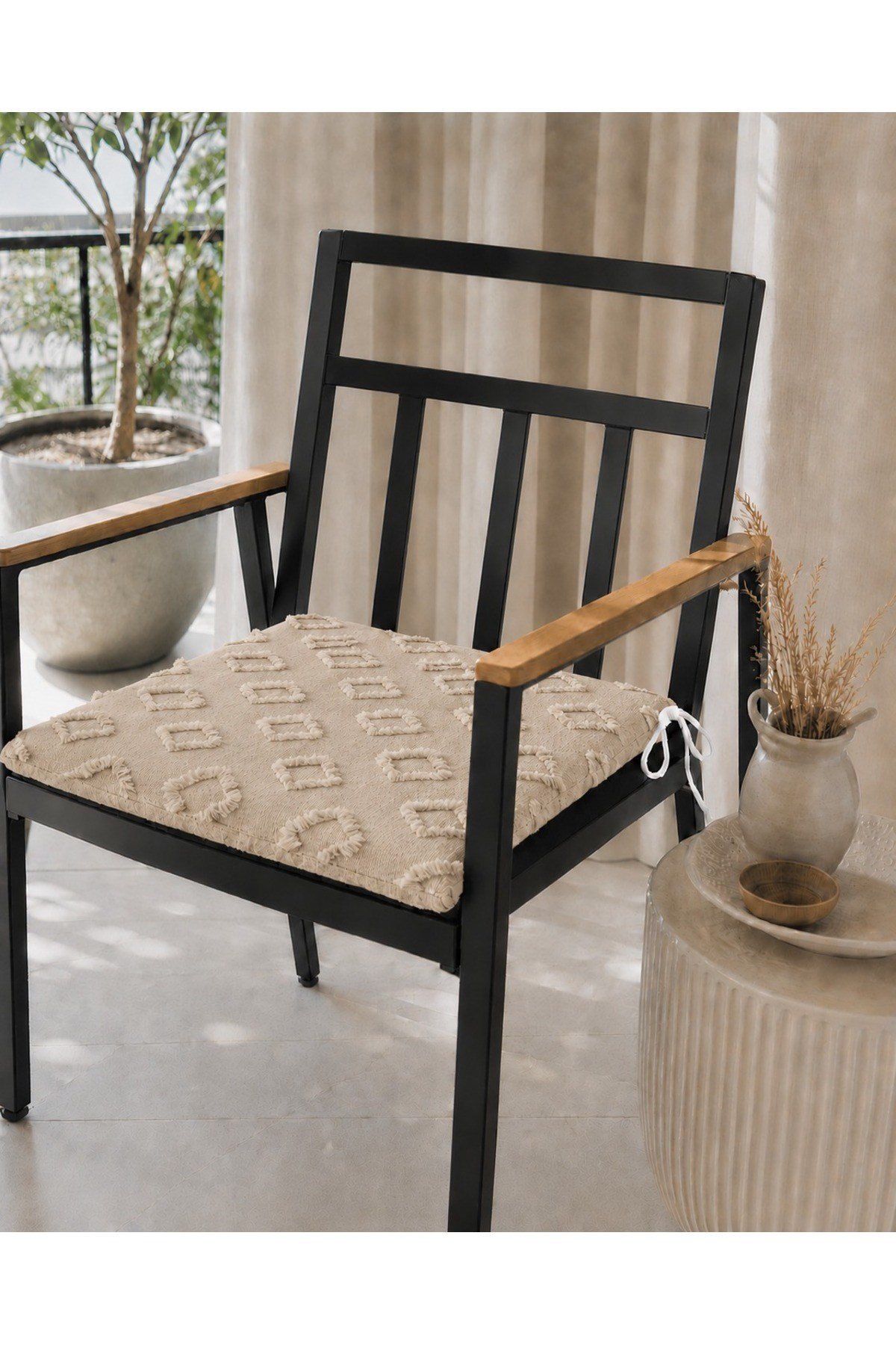Sakallı Sandalye Minderi 4'lü Set | Bağcıklı | Fermuarlı ve Yıkanabilir | Mutfak, Balkon ve Bahçe Kullanımına Uygun