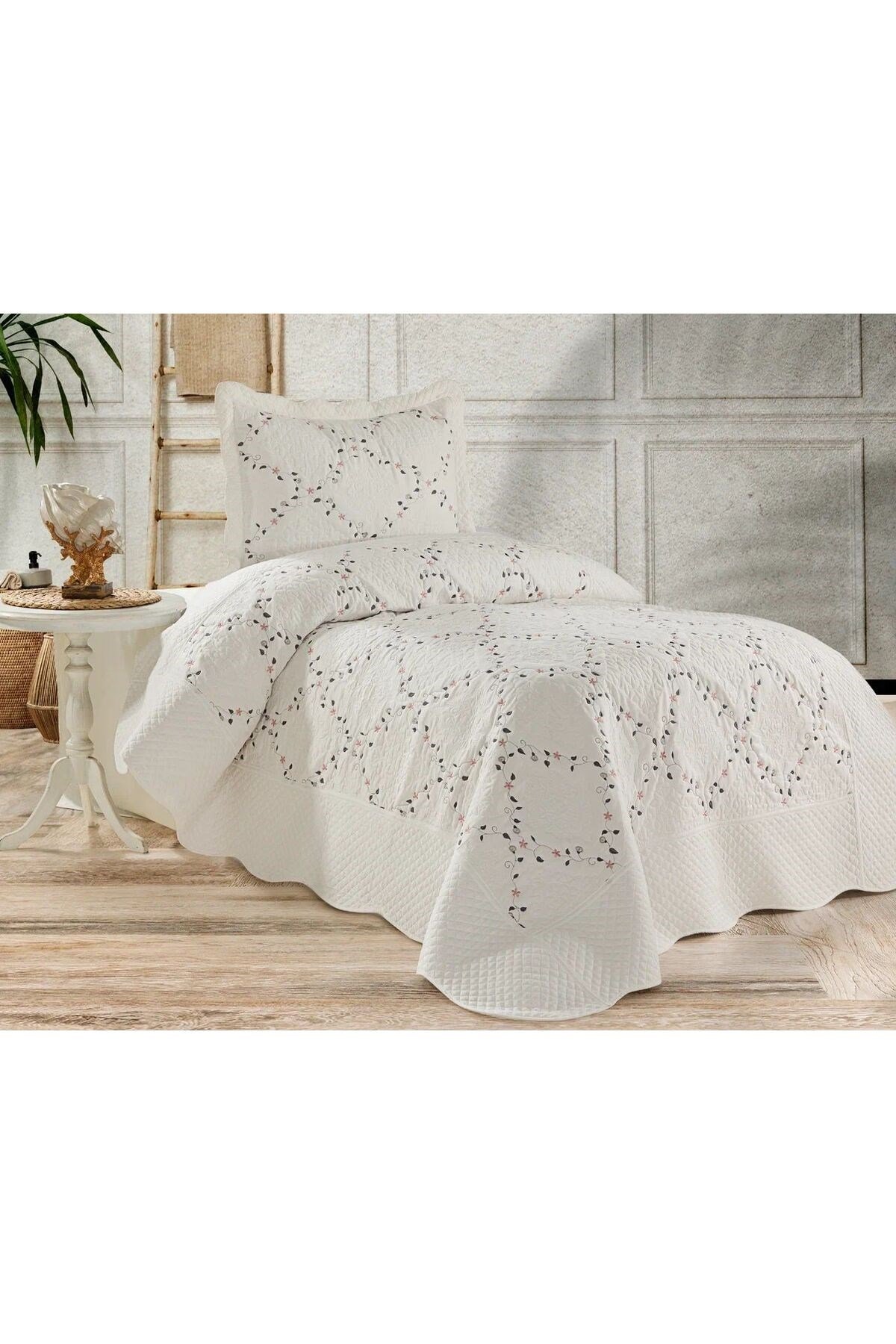 Tek Kişilik %100 Pamuk Renkli Nakışlı Yatak Örtüsü - Çiçekli Yatak Örtüsü - 180x240 cm
