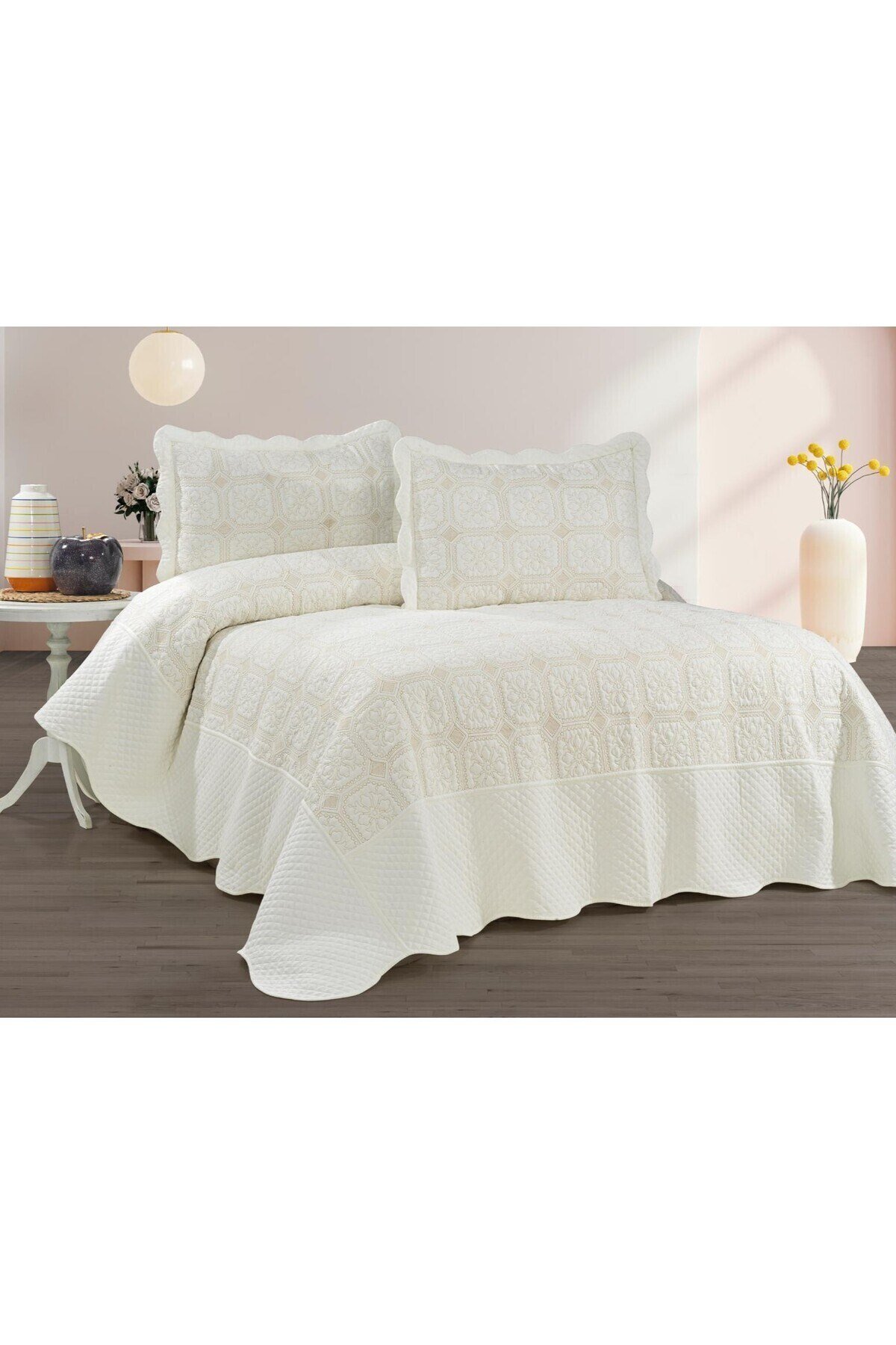 Toyo Nakışlı Çift Kişilik Yatak Örtüsü Seti (3 Parça) - 250x260 cm - Pvc Çanta - %100 Pamuk