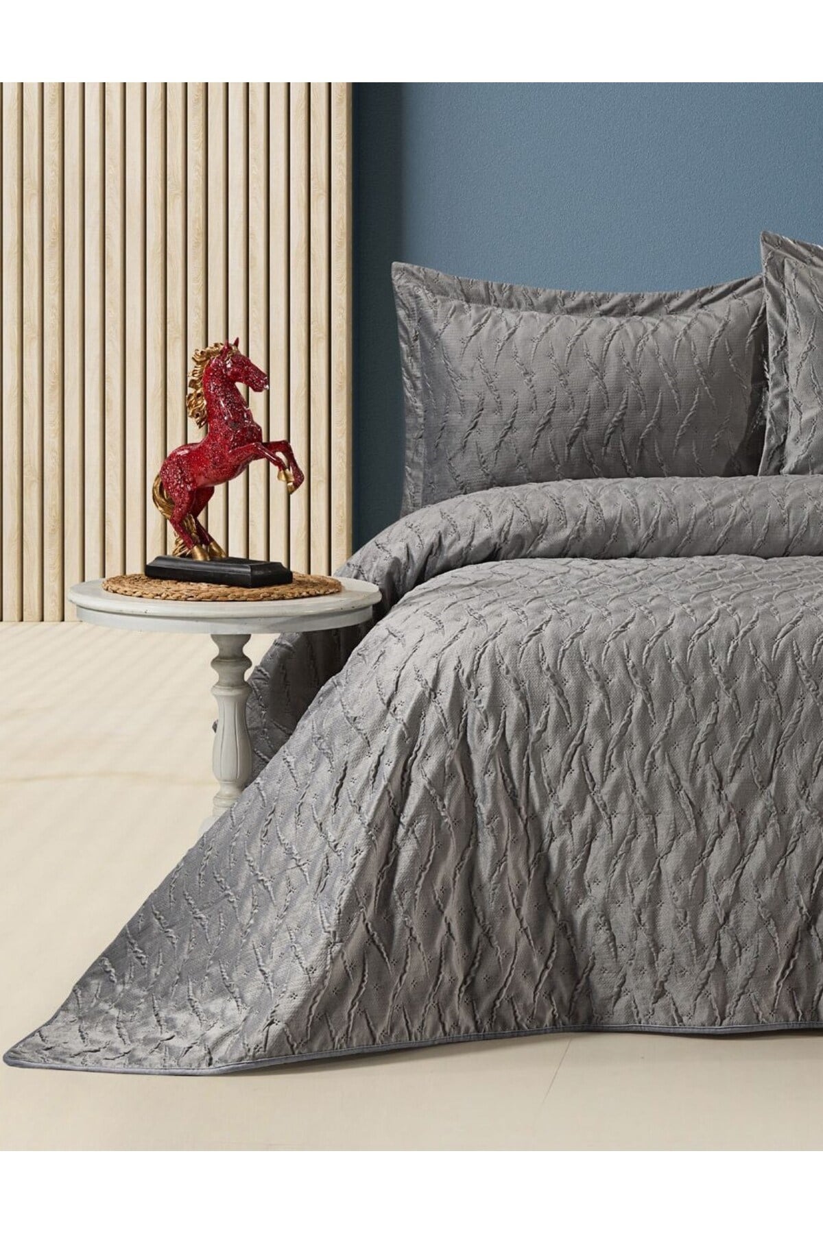 Zara Kadife Yatak Örtüsü Seti | Çift Kişilik 250x260 cm | Yüksek Kalite | Şık, Yumuşak ve Dayanıklı