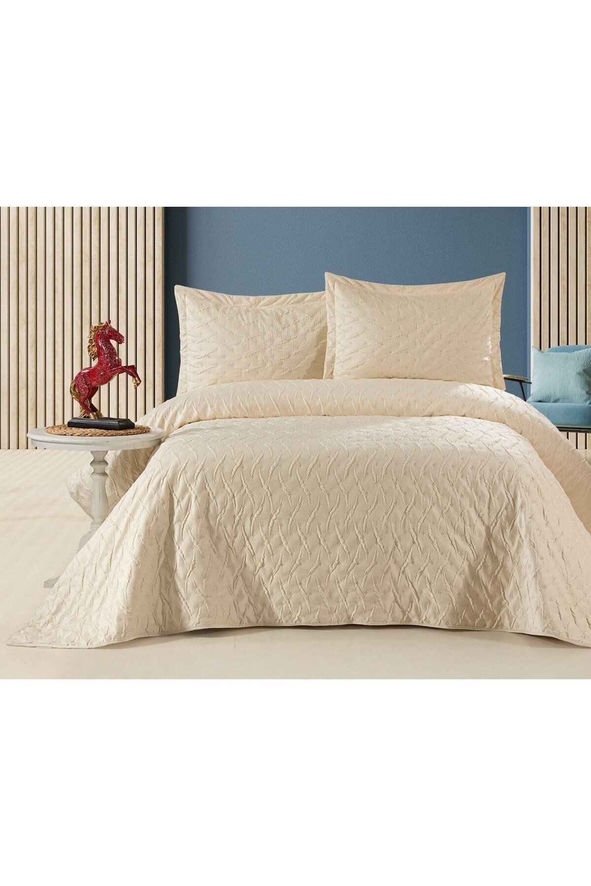 Zara Kadife Yatak Örtüsü Seti | Çift Kişilik 250x260 cm | Yüksek Kalite | Şık, Yumuşak ve Dayanıklı