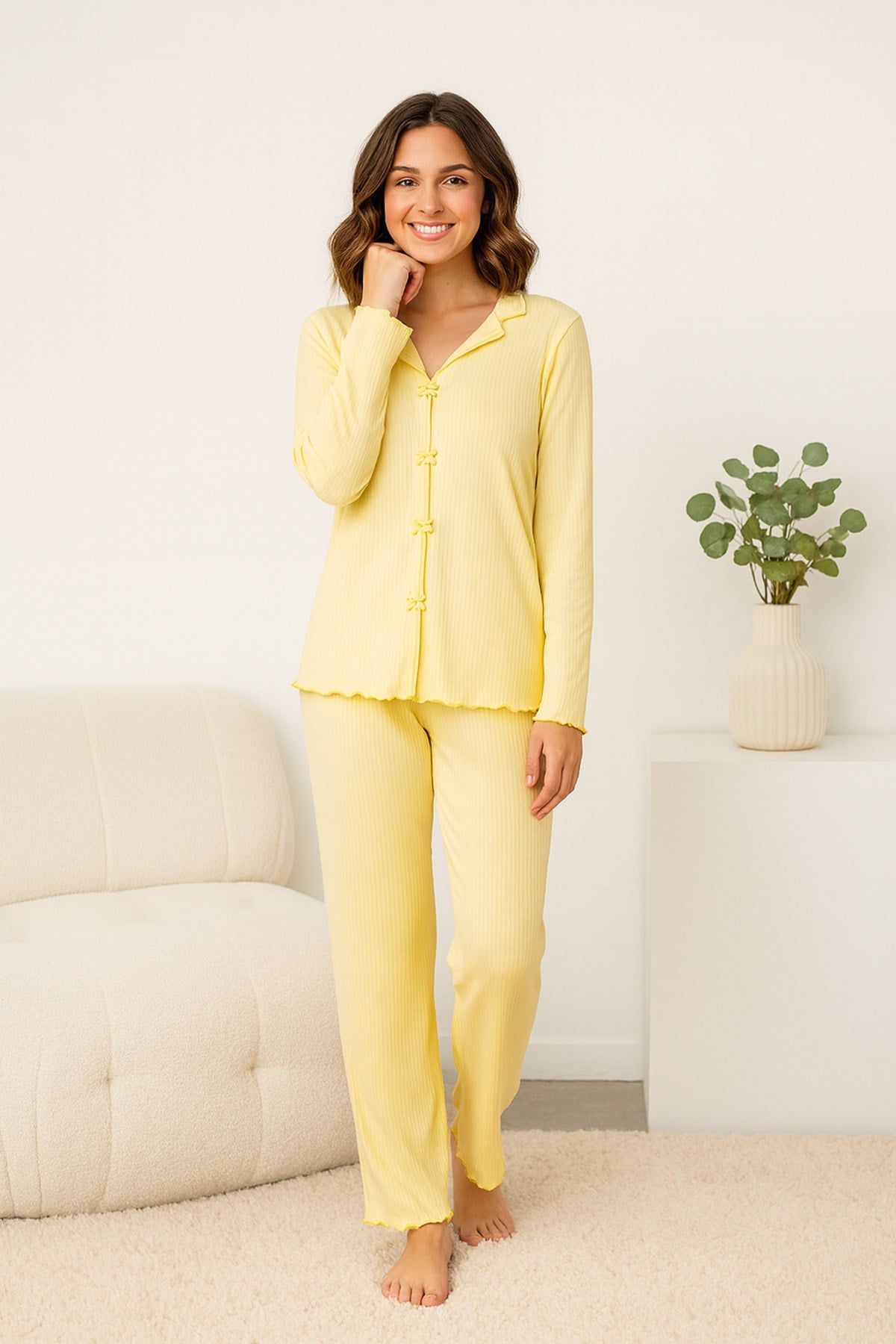 Fitilli Yumuşak Pamuklu Fiyonk Detaylı Uzun Kollu Kadın Pijama Takımı