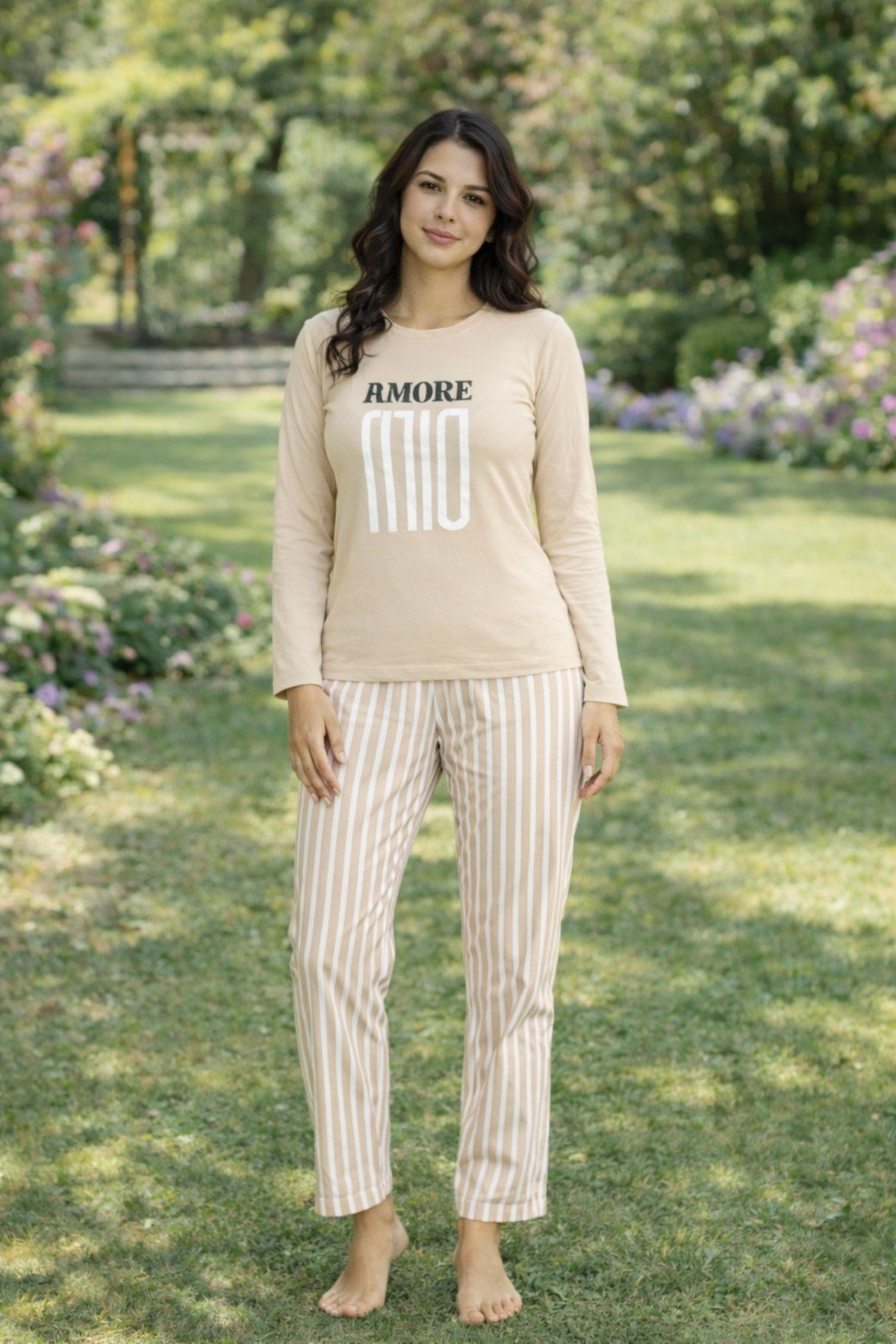 Kadın CİZGİLİ BASKILI Süprem Pijama Takımı