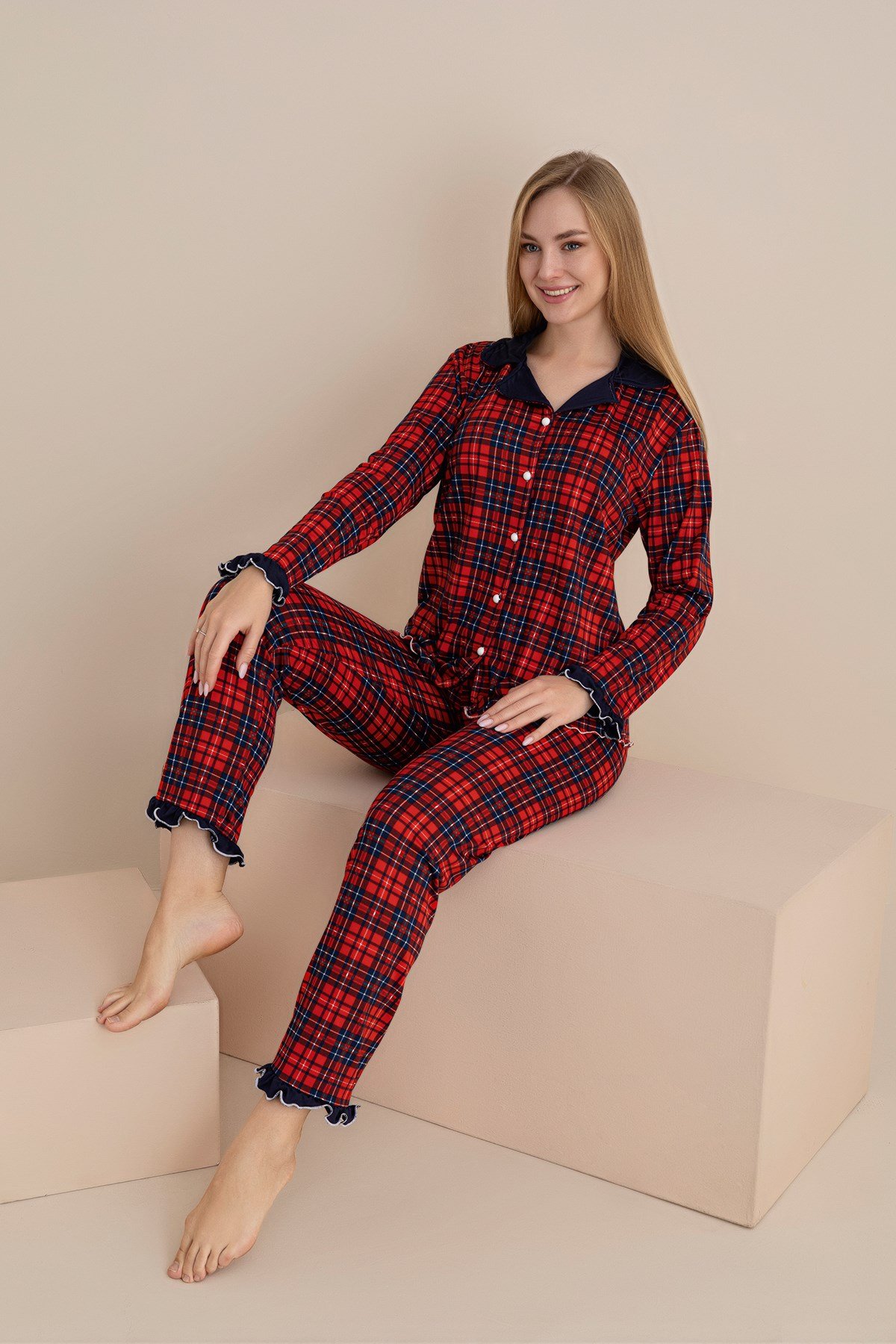 Kadın EKOSE Düğmeli Fır Fır Detaylı Pijama Takımı