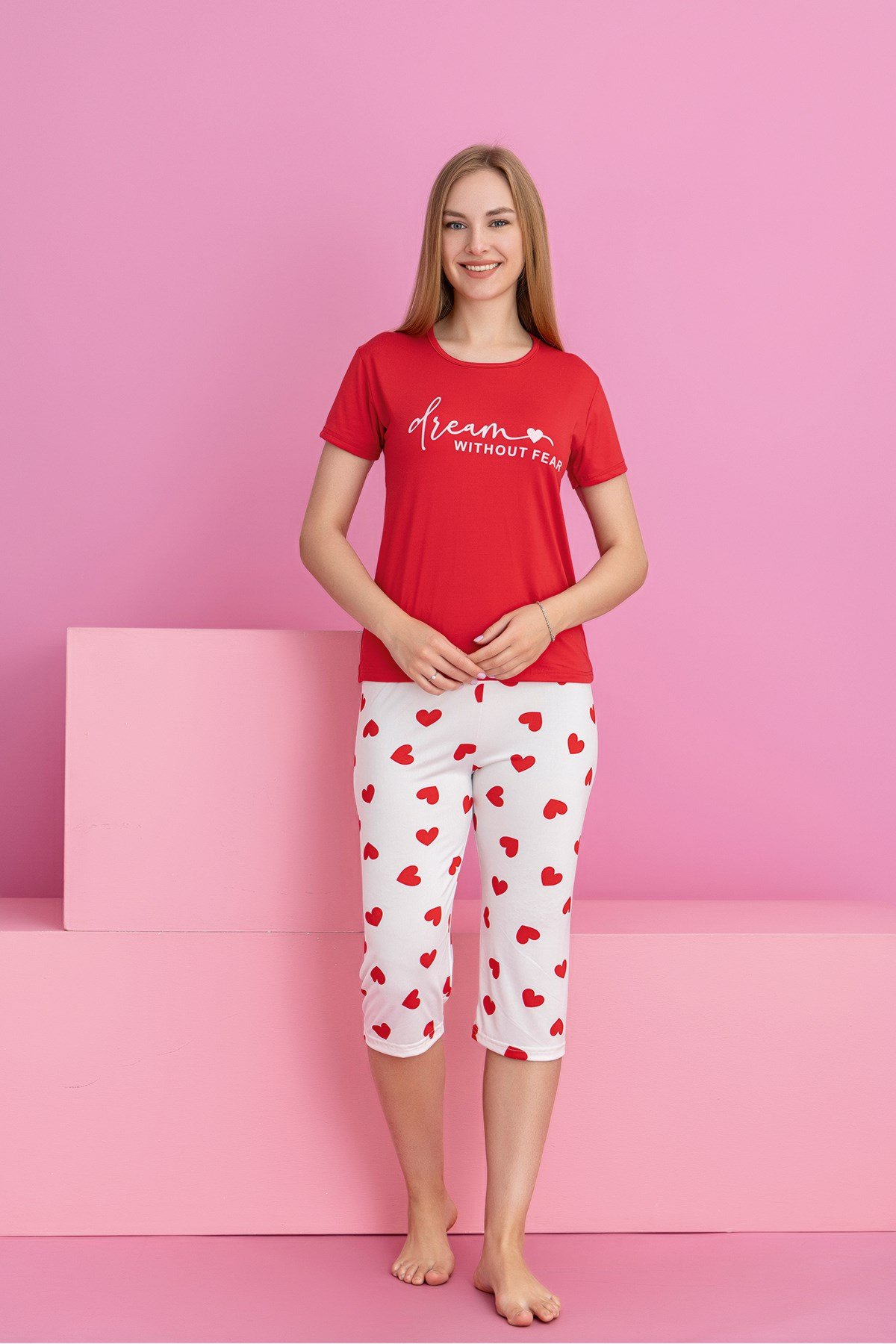 KADIN KALPLI DREAM BASKILI KAPRİ KISA KOL VİSKON PİJAMA TAKIM