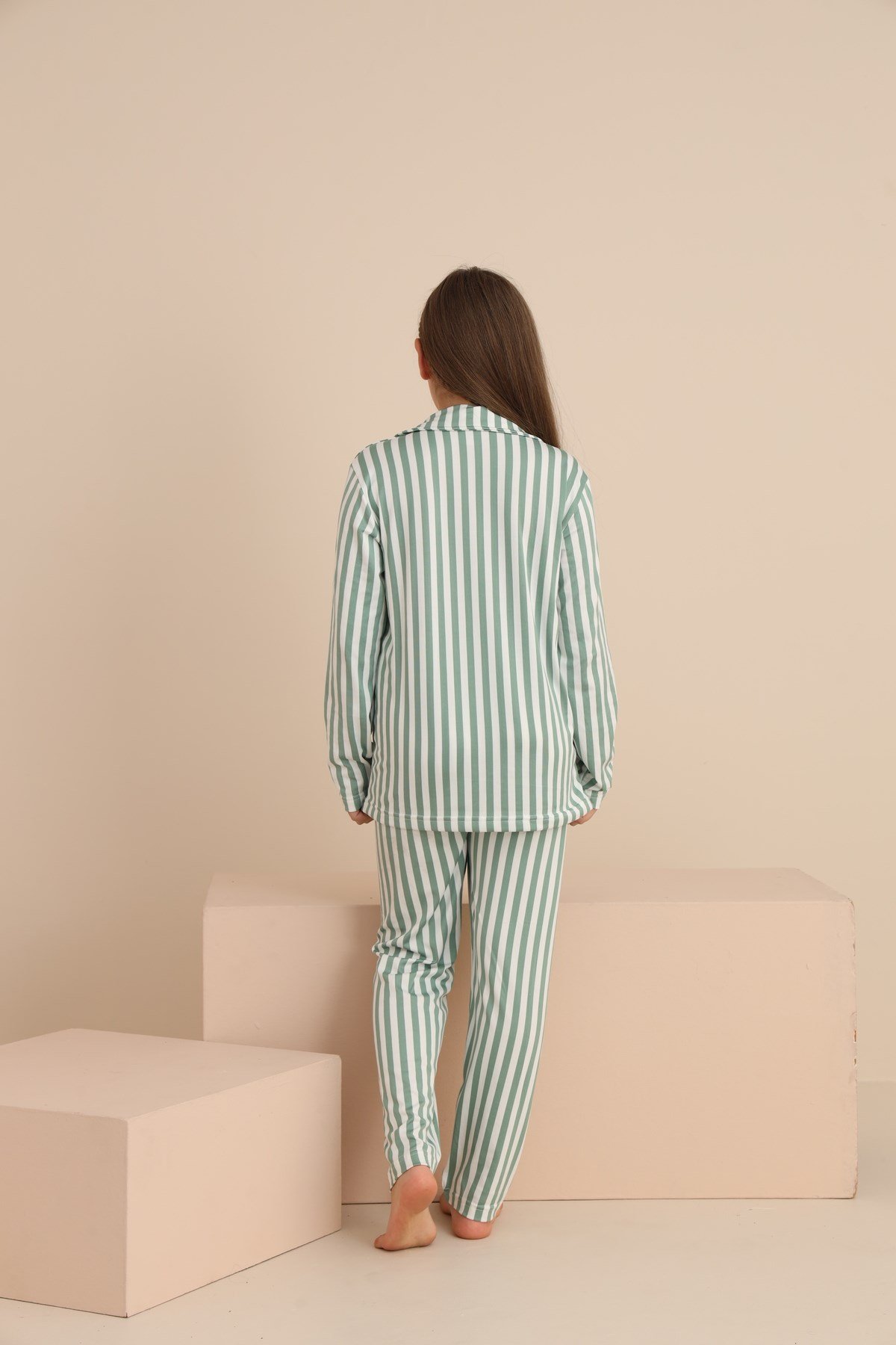 Kız CİZGİLİ YESİL Çocuk Yakalı Önü Düğmeli Pijama Takımı