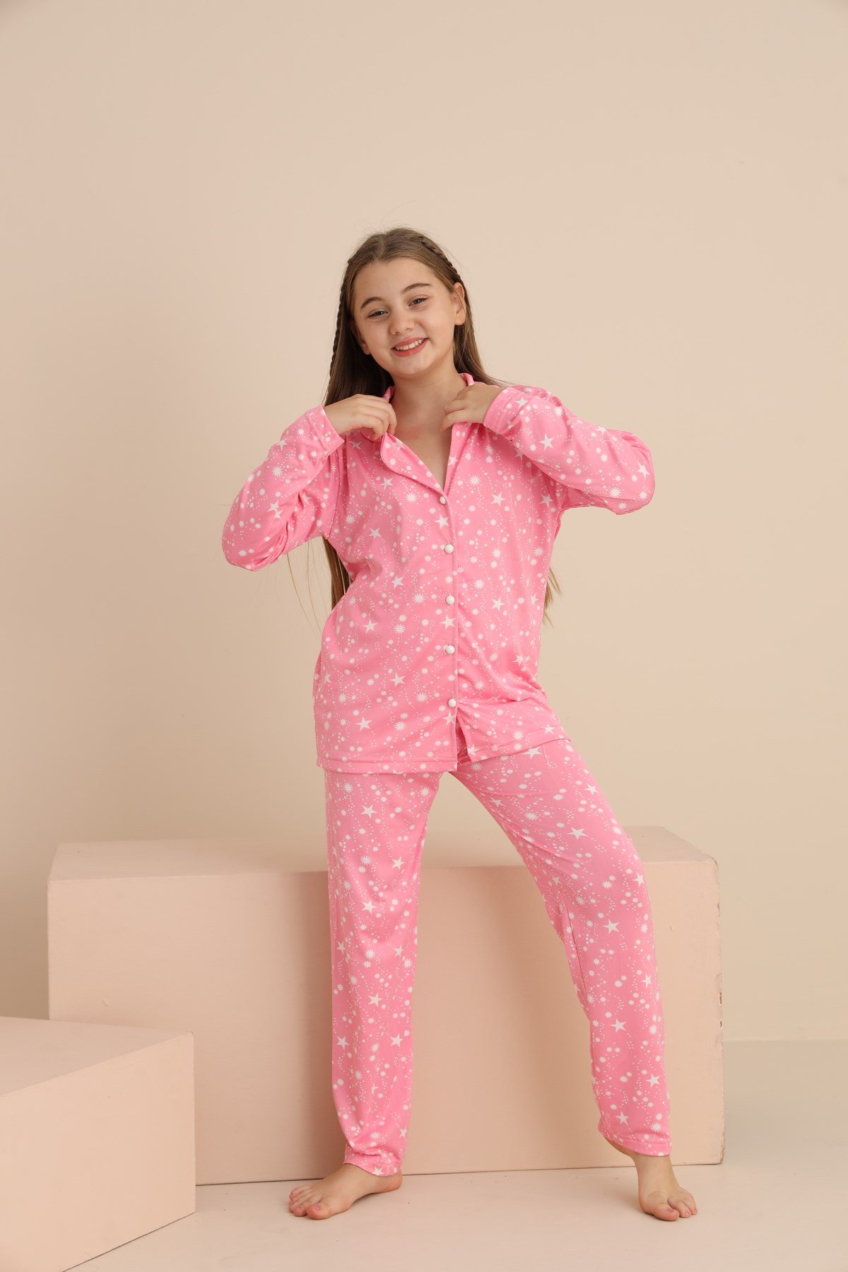 Kız Çocuk Yakalı Önü Düğmeli Pijama Takımı