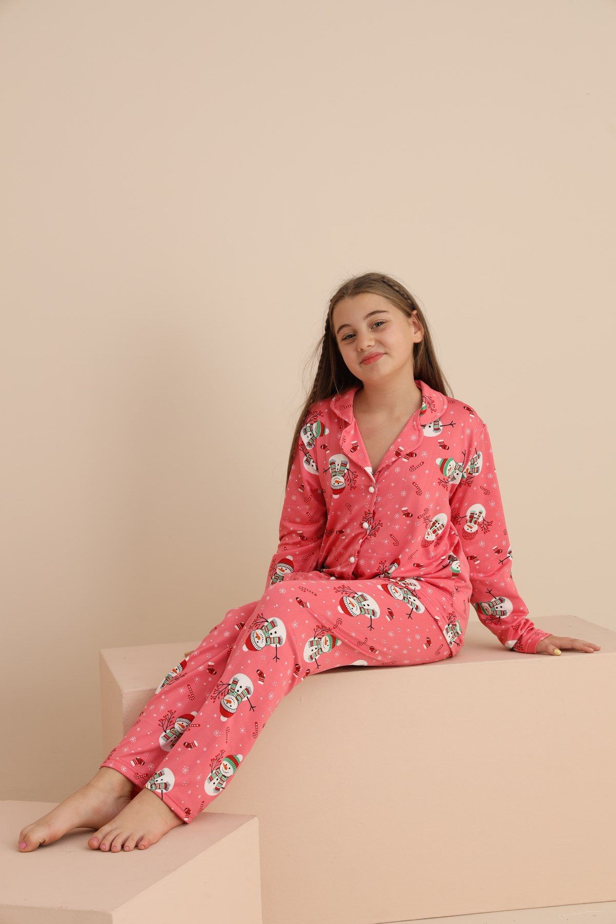 Kız Çocuk Yakalı Önü Düğmeli Pijama Takımı