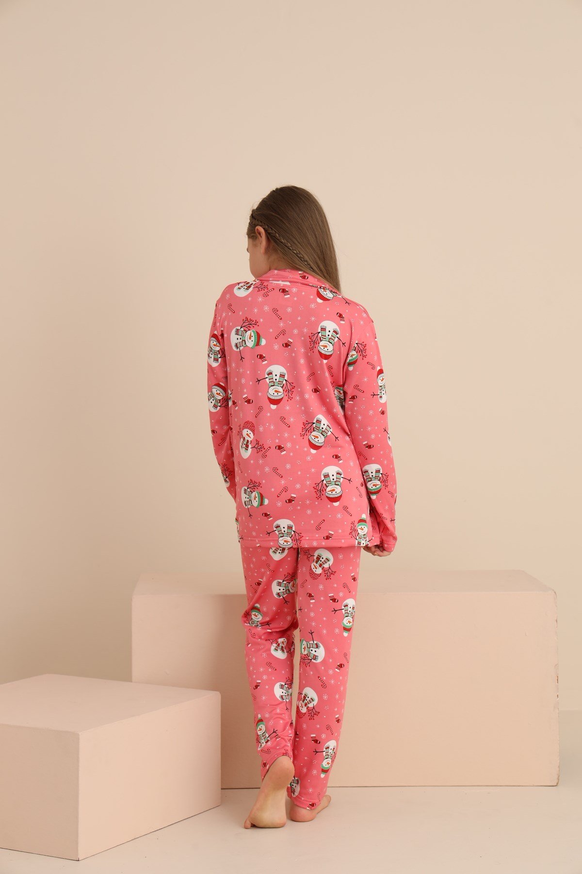 Kız Çocuk Yakalı Önü Düğmeli Pijama Takımı