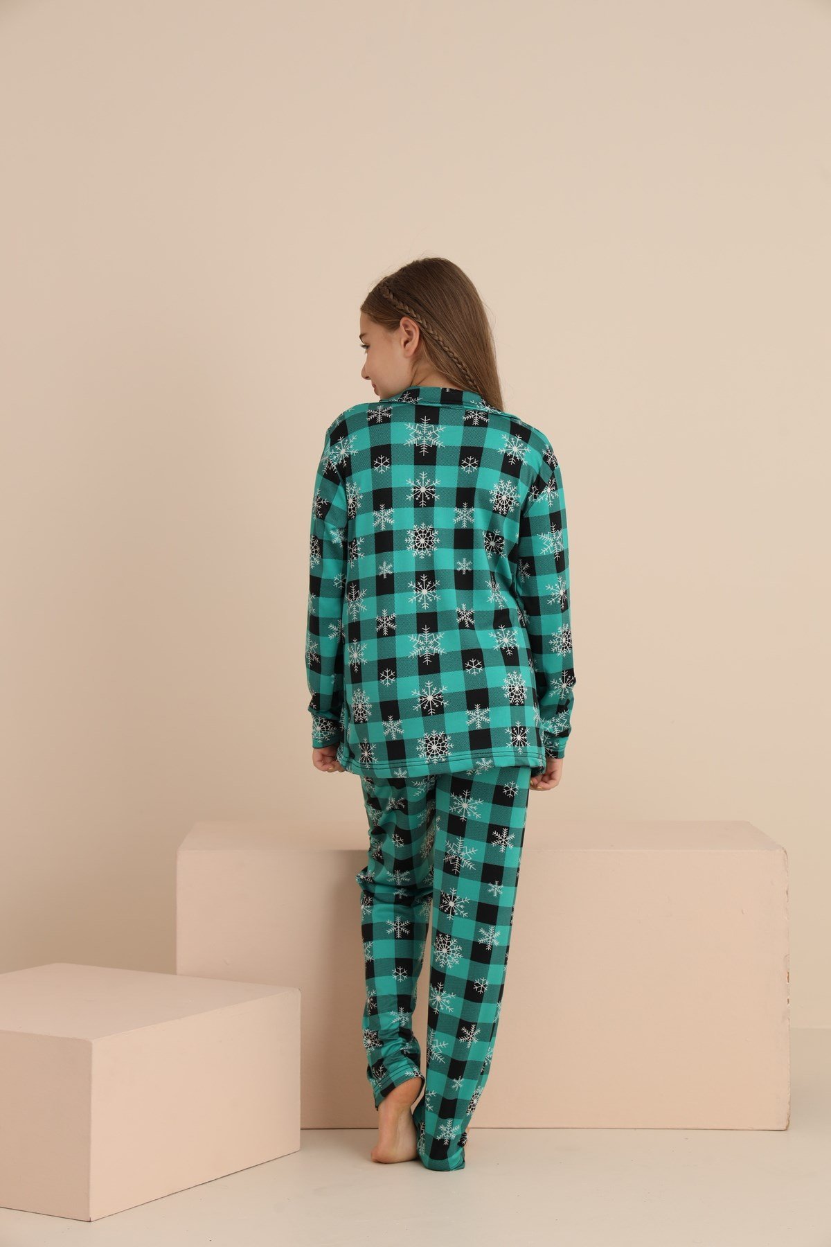 Kız Çocuk YESIL KAR DESEN EKOSE Yakalı Önü Düğmeli Pijama Takımı
