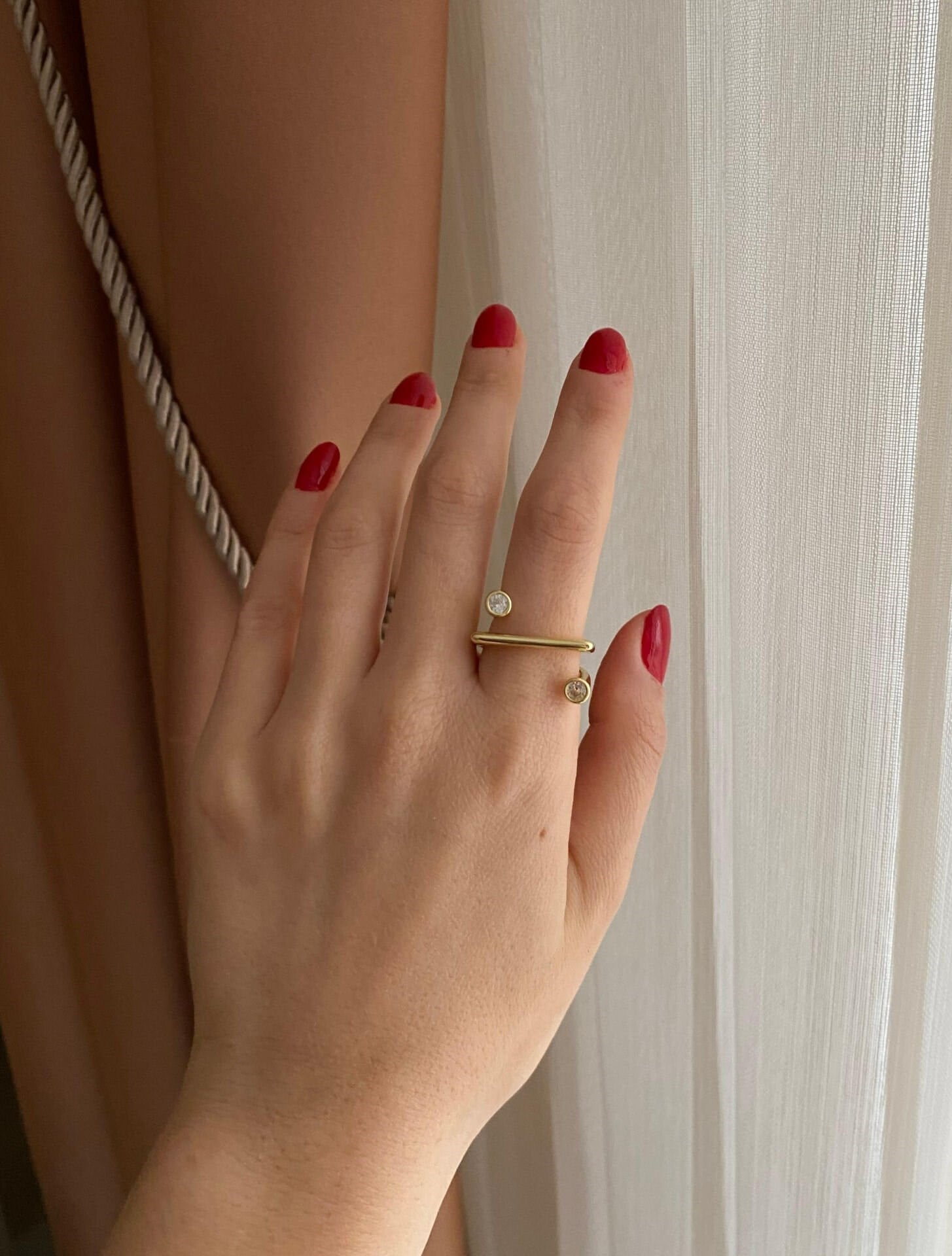 İki Taşlı Sarmal Gold Yüzük