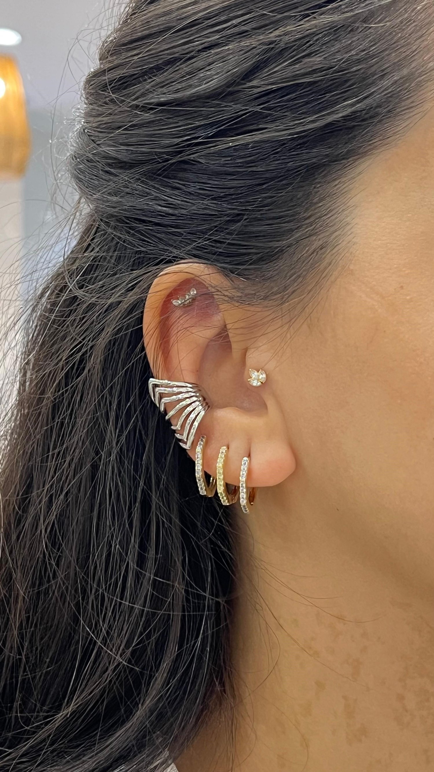 Sıralı Silver Kıkırdak Küpe