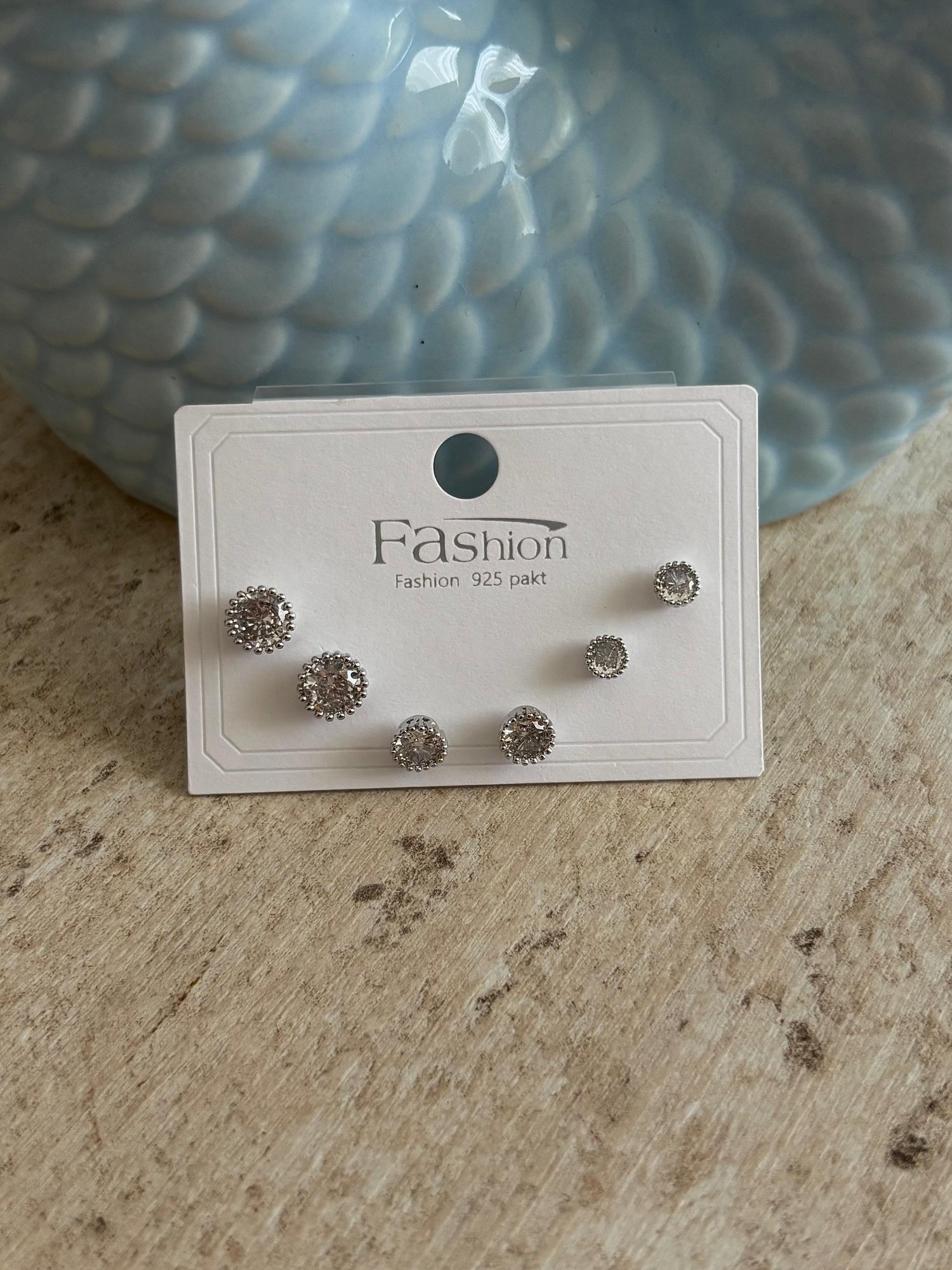 Tek Taş Silver Altılı Küpe