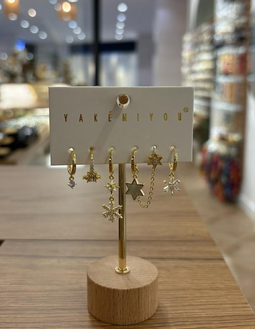 Yakemiyou Kar Tanesi Altılı Küpe