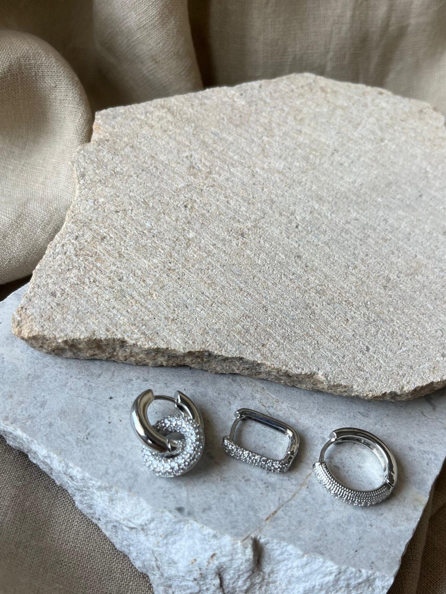 YSX Jewelry Gümüş Renkli Taşlı Üçlü Küpe Seti