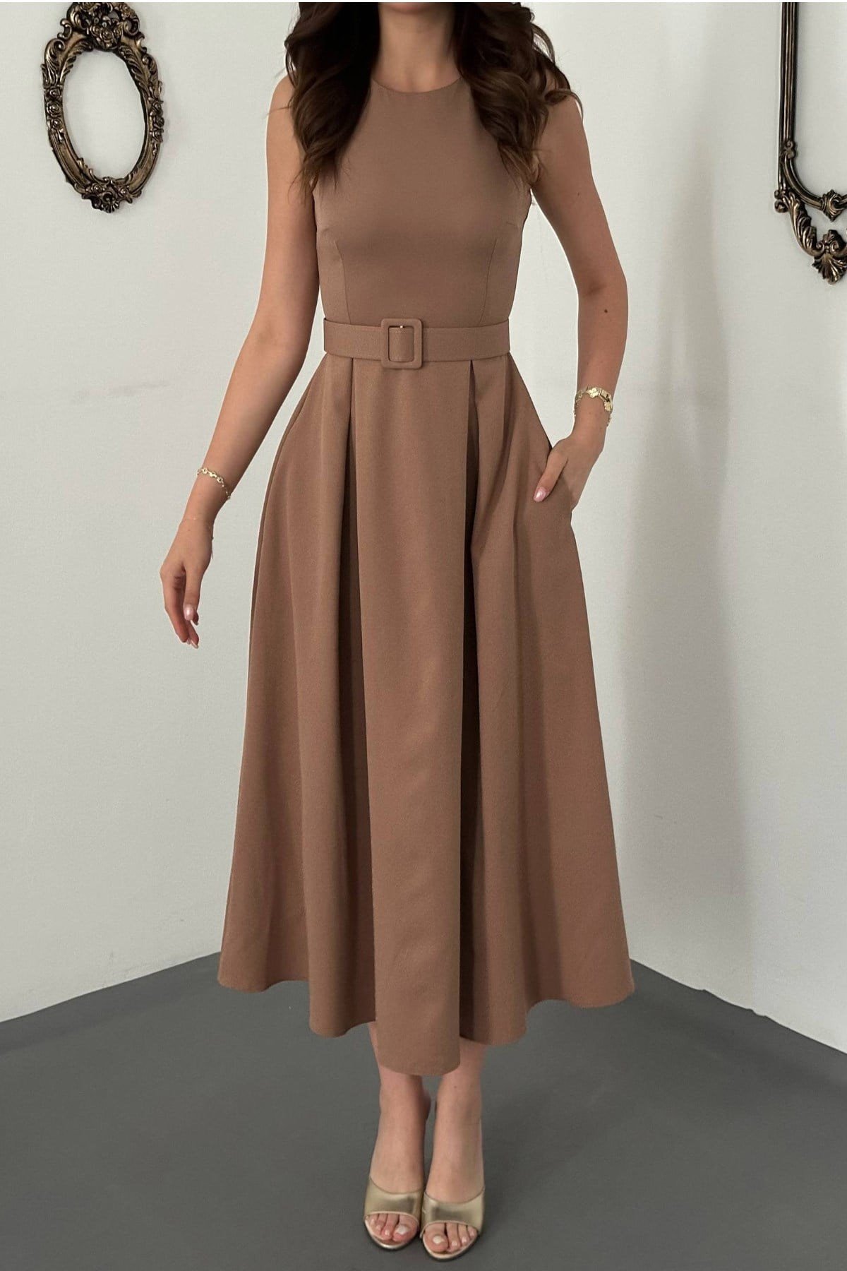 Camel Halter Yaka Kloş Elbise