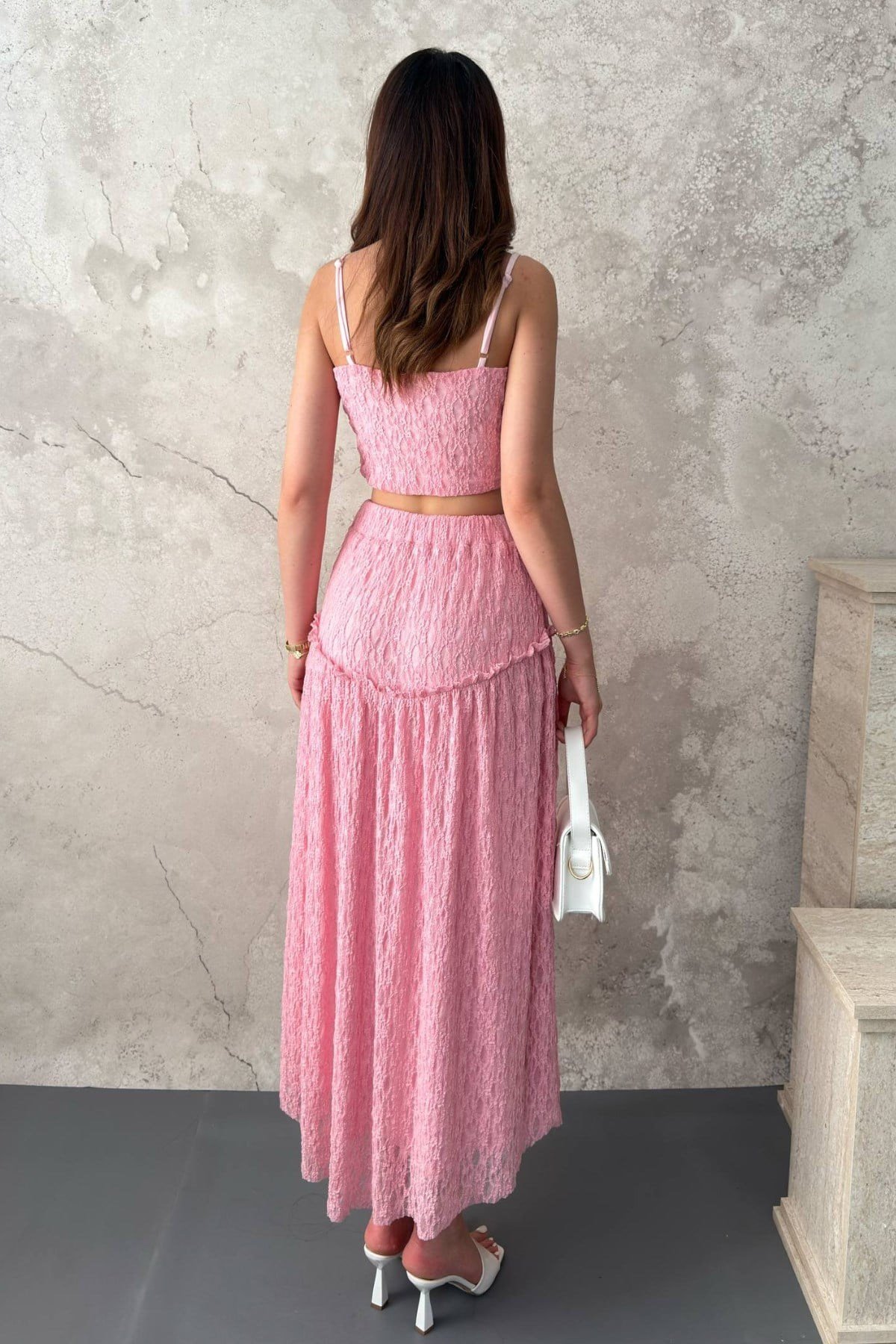 Pembe Dantel Bluz Ve Fırfırlı Etek Takım