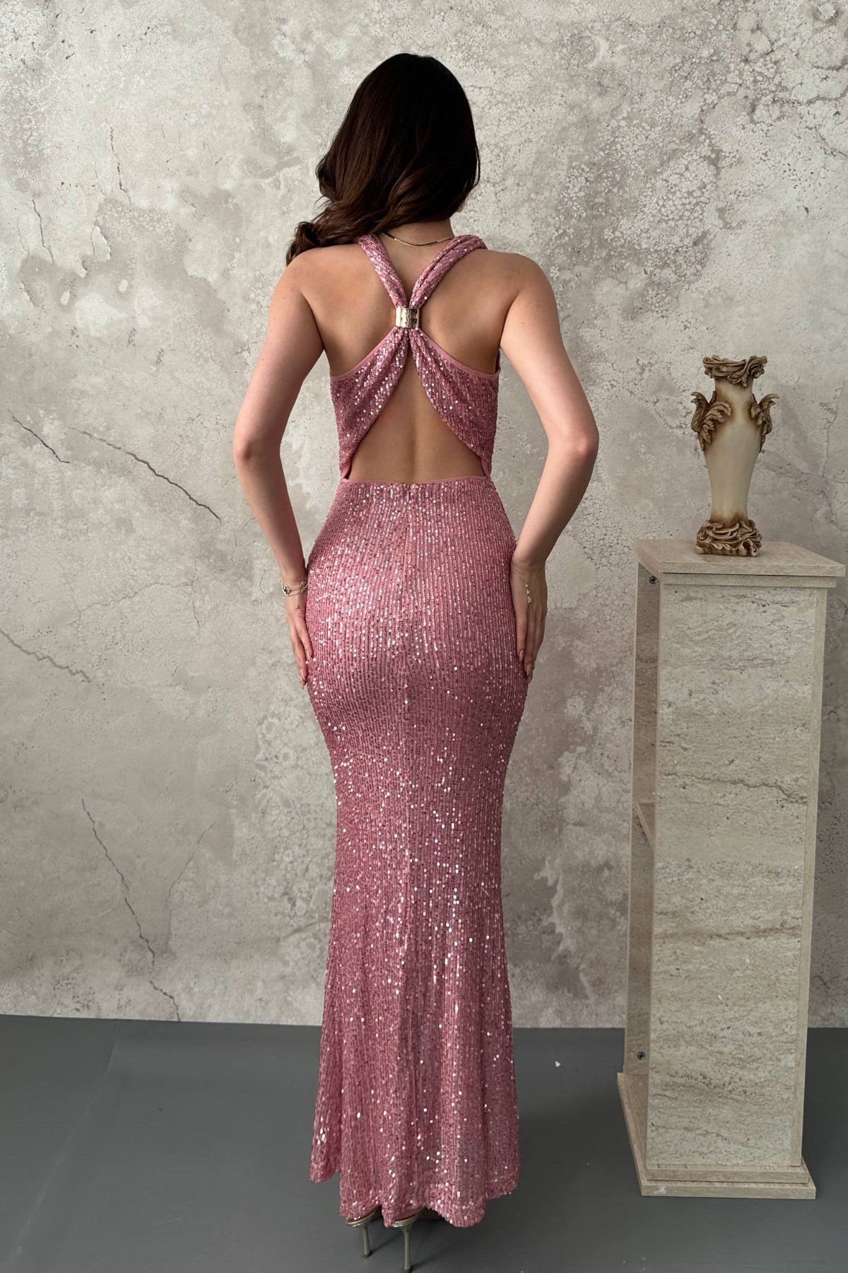 Pembe Işıltılı Askılı Uzun Elbise
