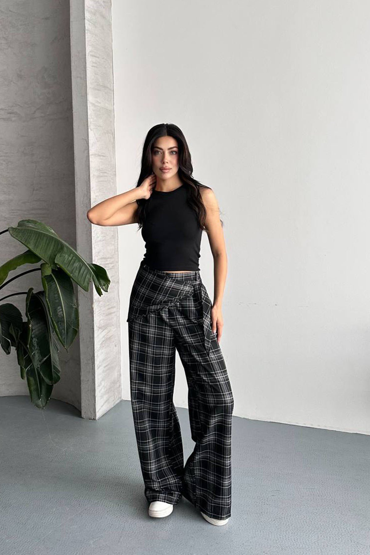 BSK Fular Detaylı Ekoseli Tailored Fit Pantolon