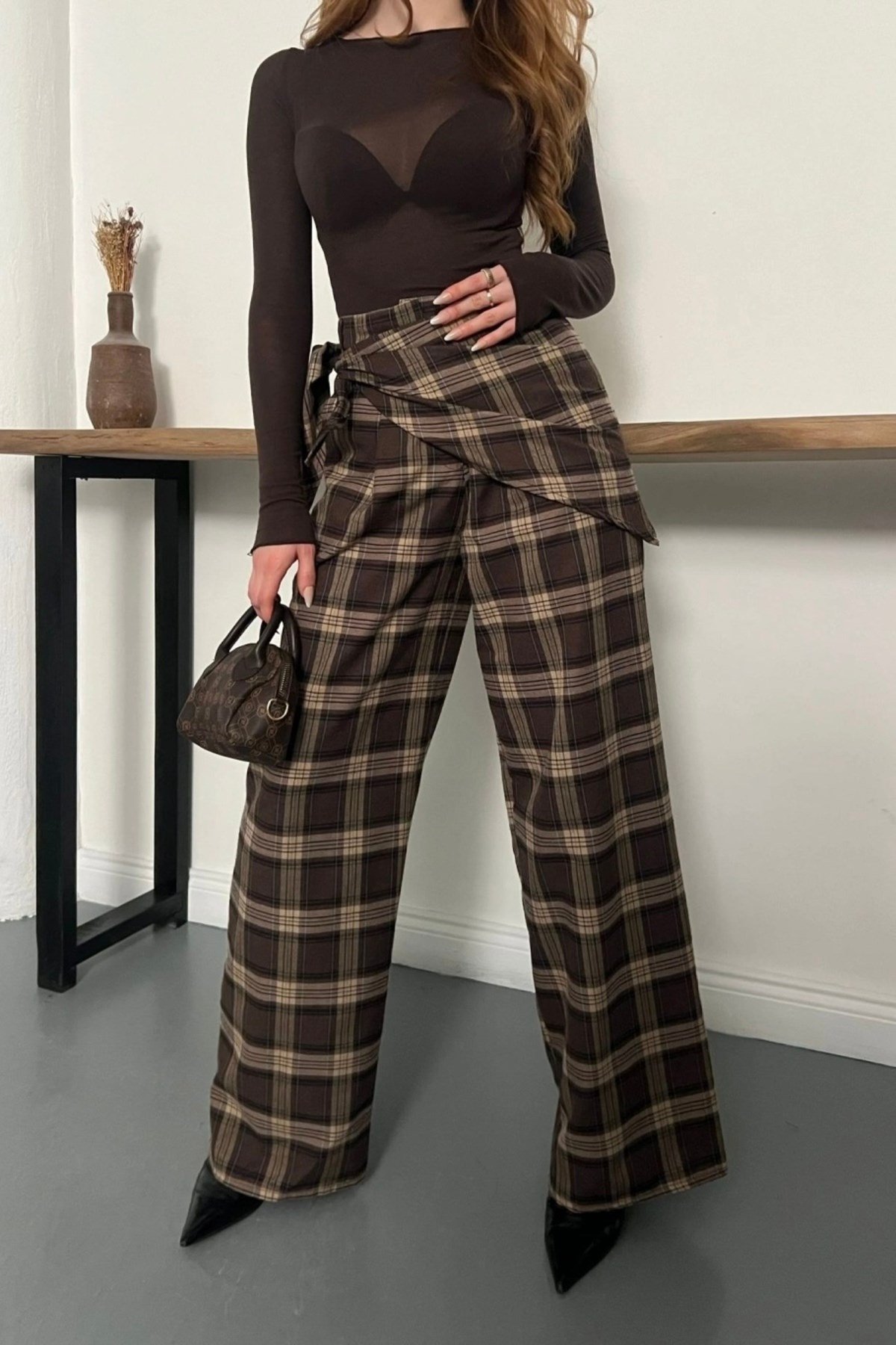 BSK Fular Detaylı Ekoseli Tailored Fit Pantolon
