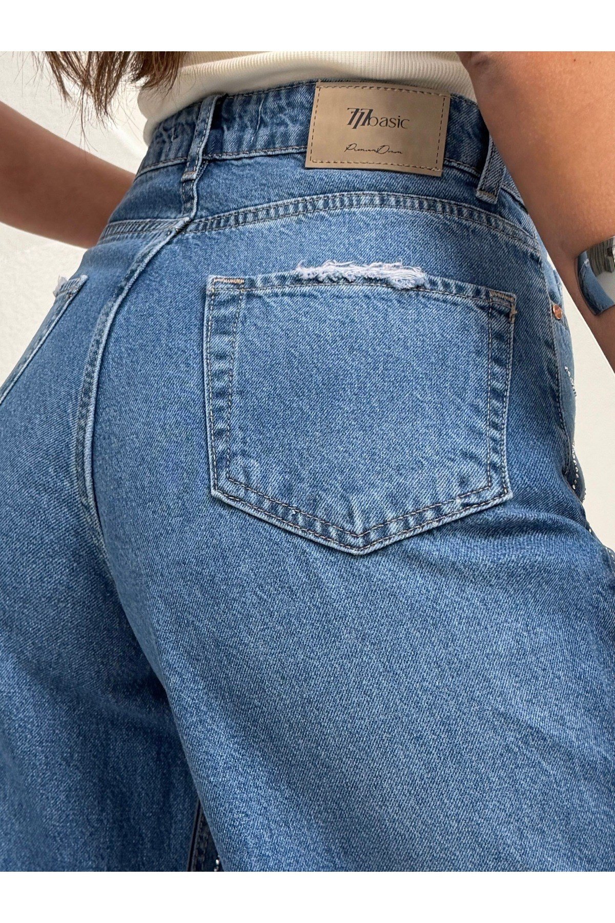 Desenli Taşlı Jean Pantolon