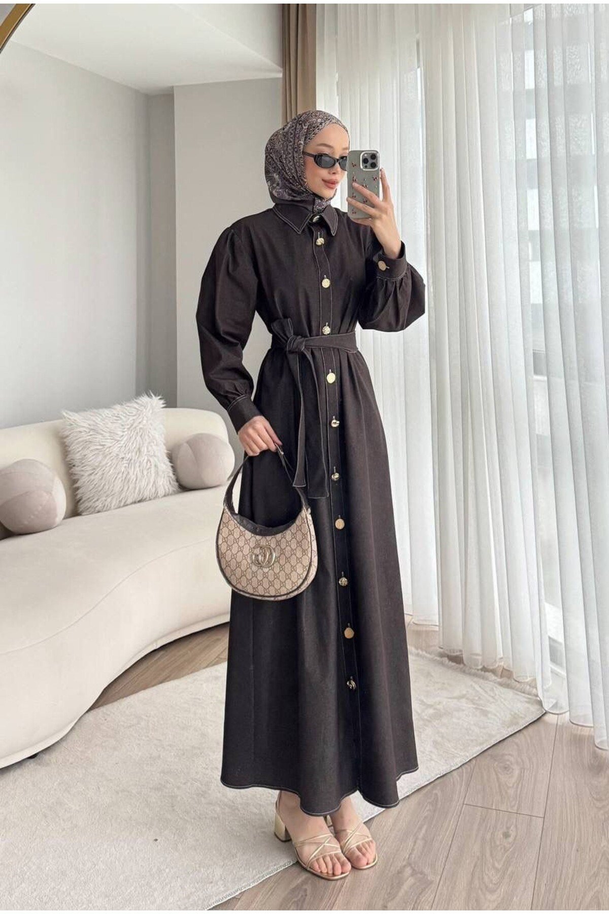 Gold Düğmeli Denim Tesettür Elbise