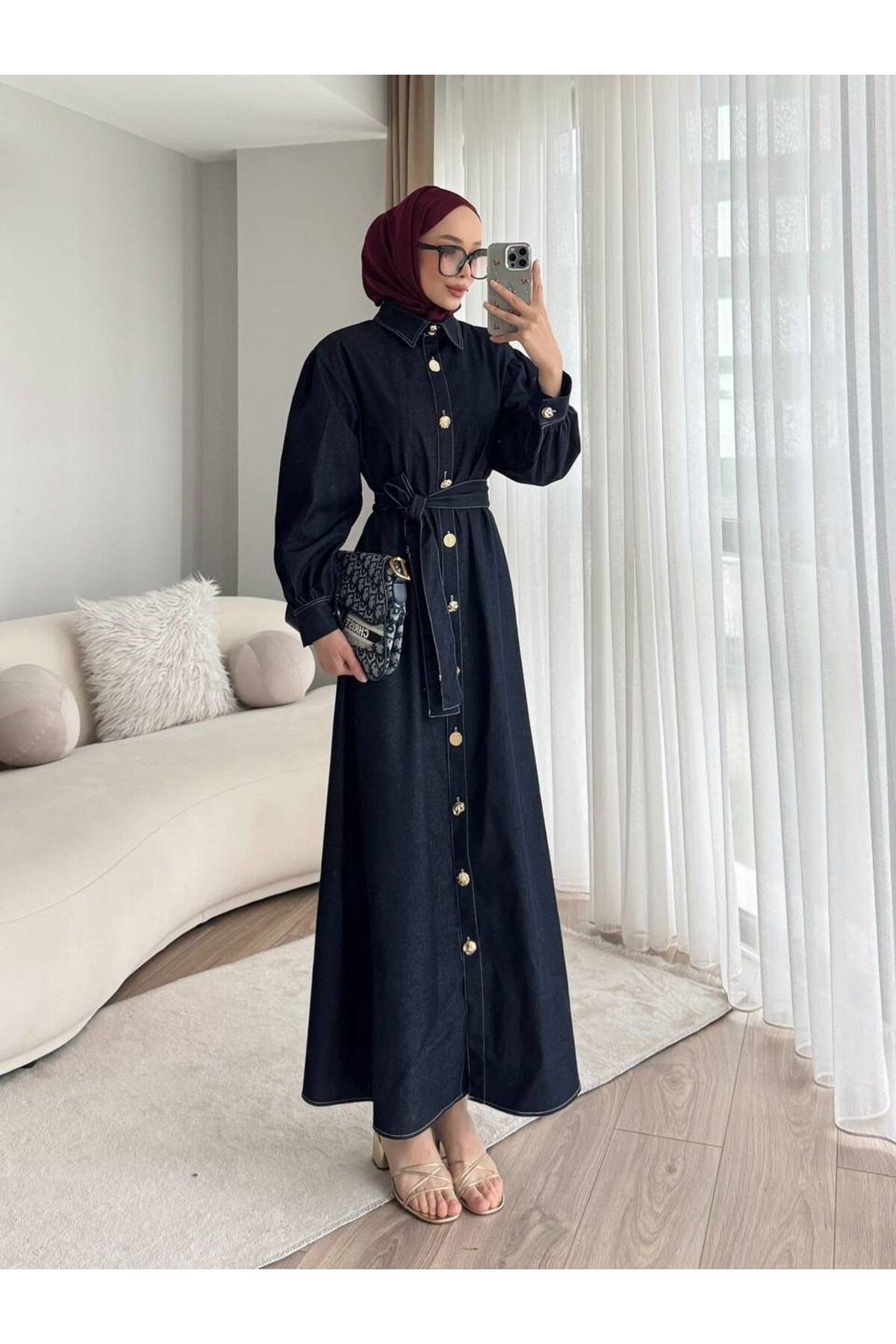 Gold Düğmeli Denim Tesettür Elbise