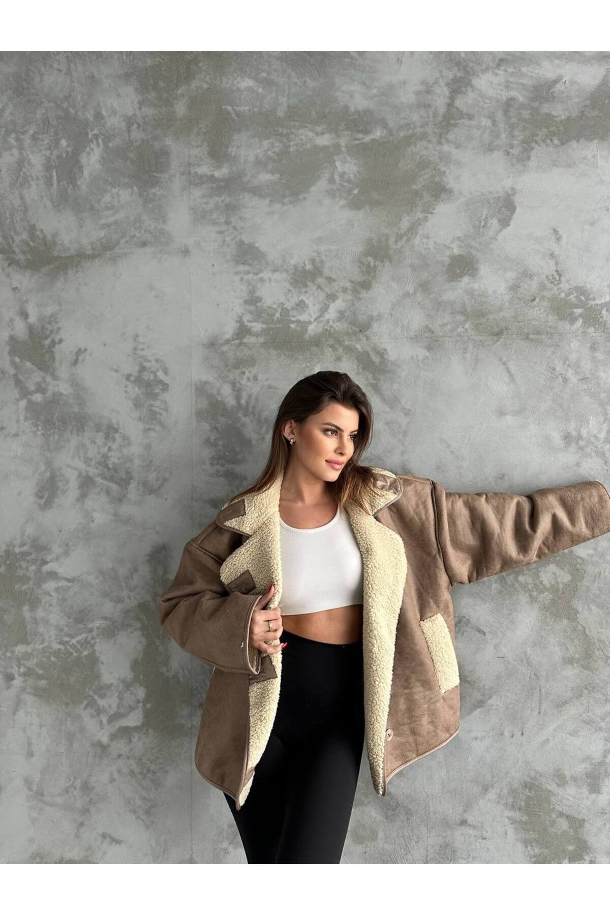 Kadın Açık Kahverengi Oversize Ceket
