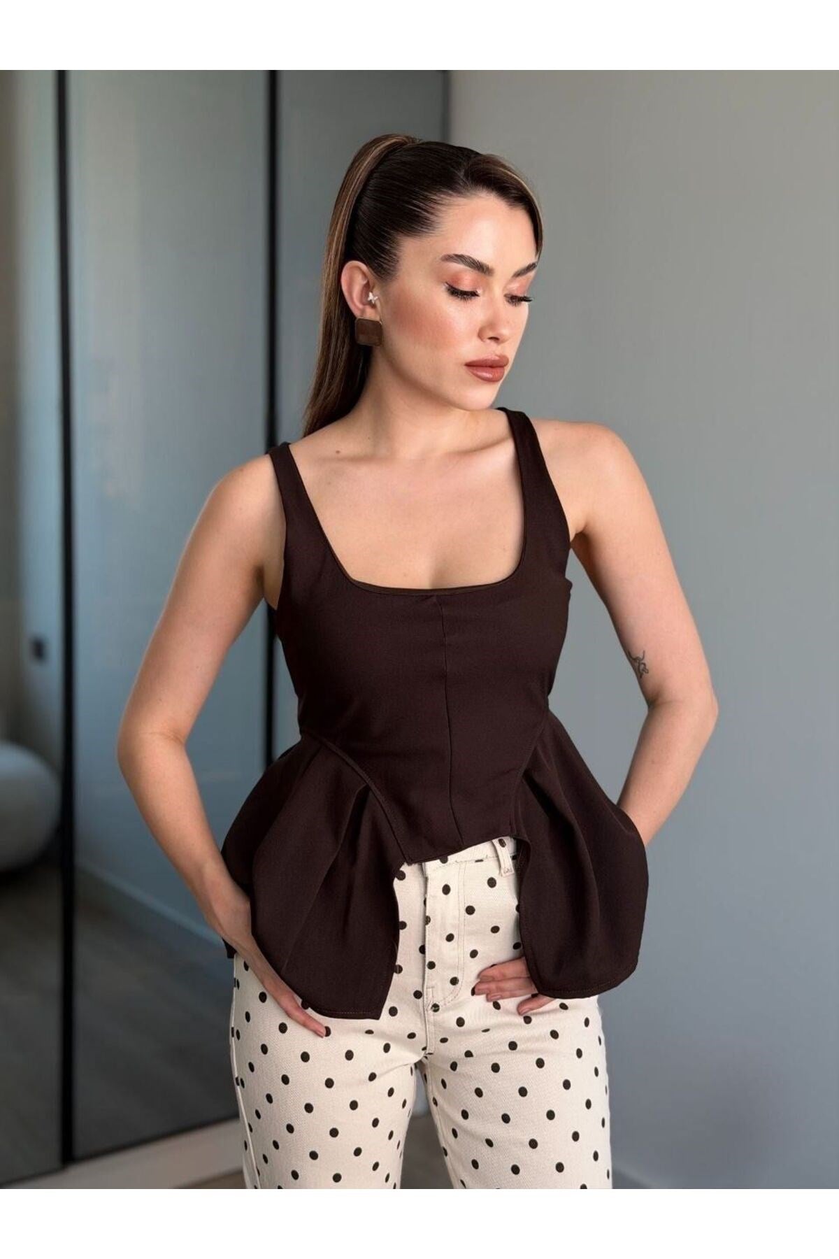 Kadın Askılı Korse Görünümlü Kare Yaka Peplum Bluz