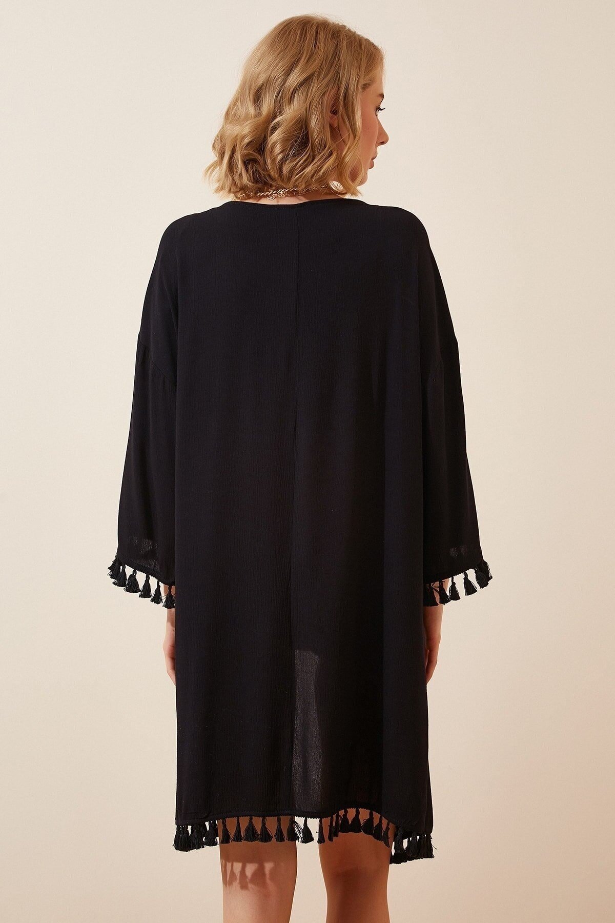 Kadın Siyah Püsküllü Viskon Kimono