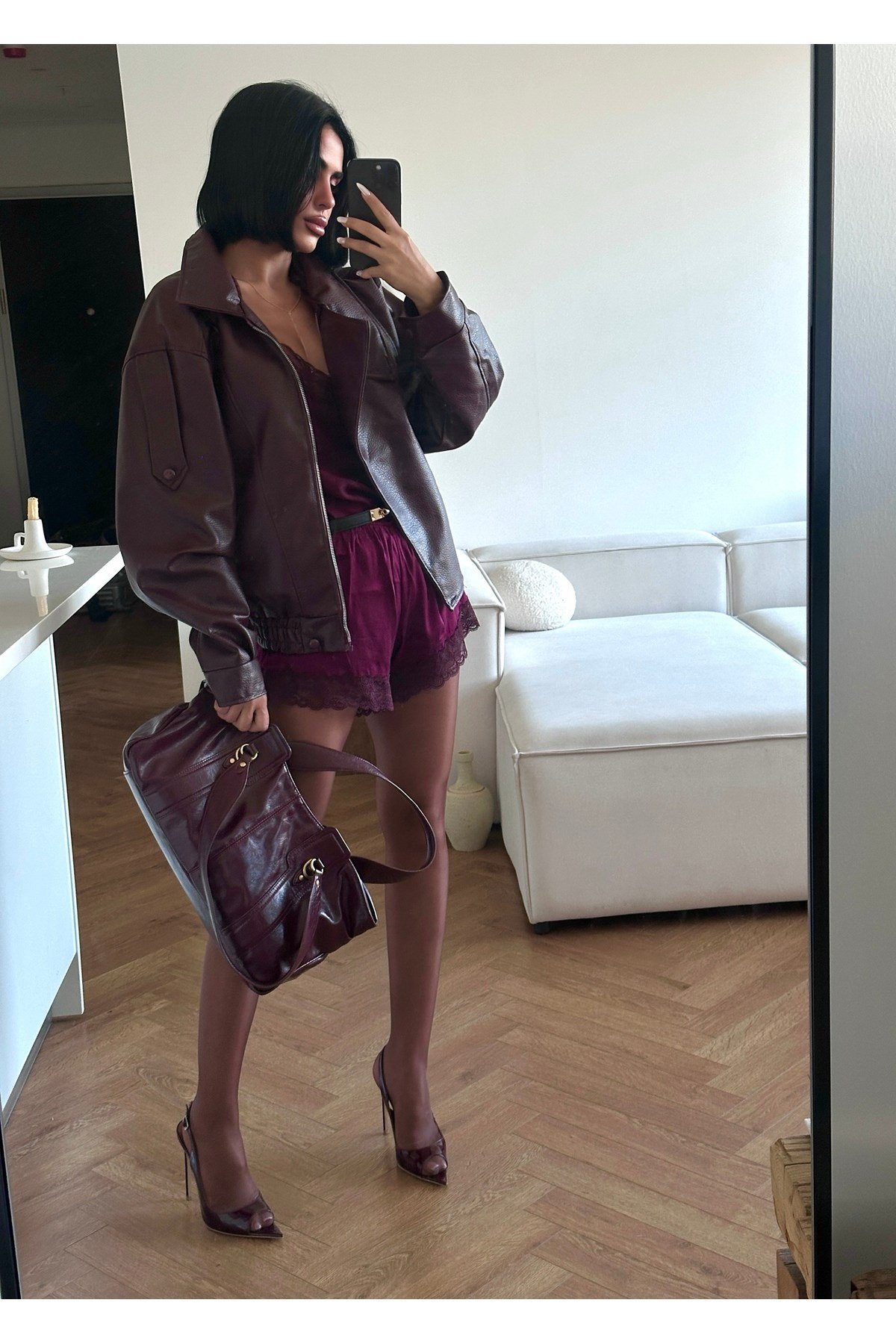 Kadın Viral Model Dik Yaka Fermuarlı Deri Ceket