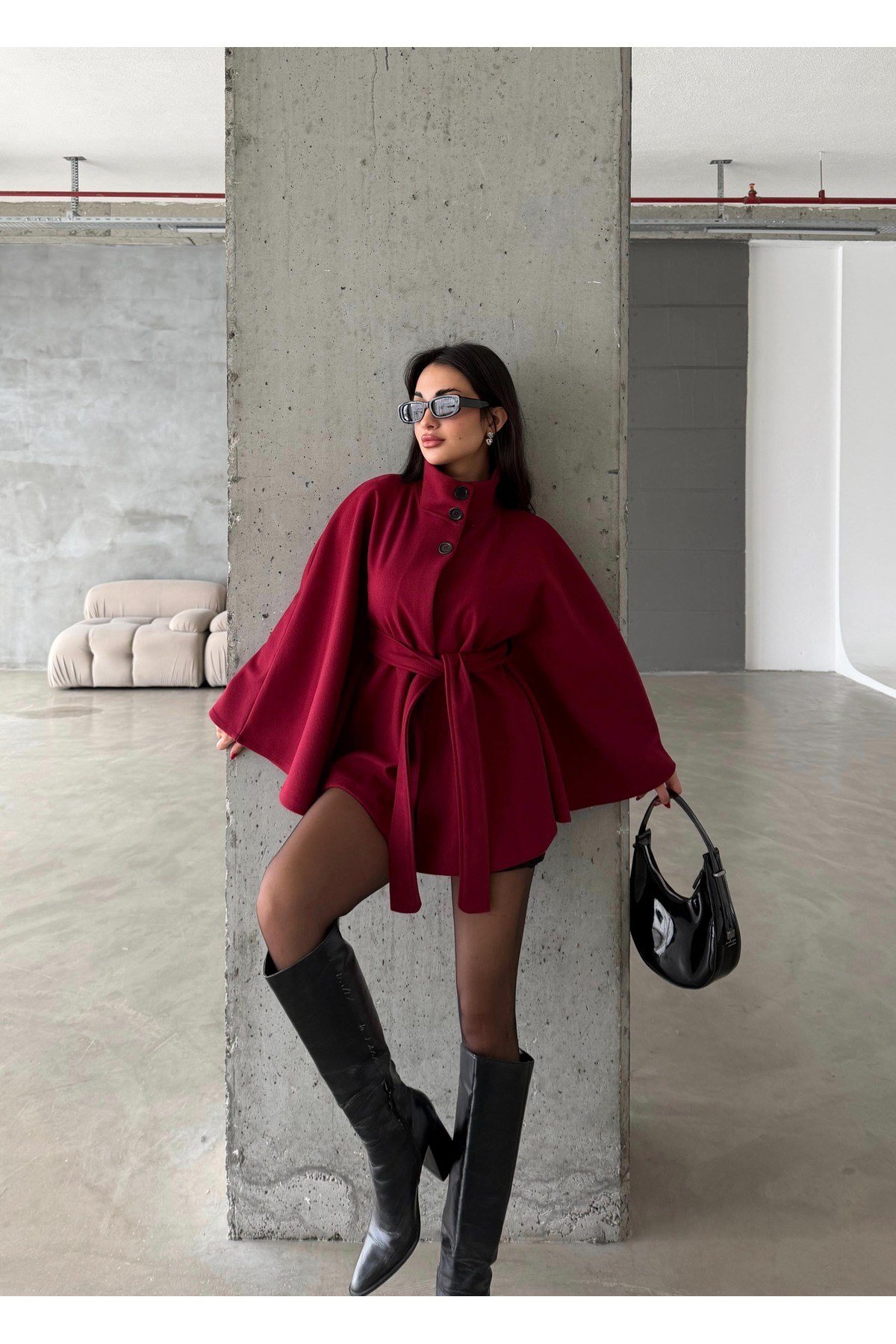Kadın Viral Model Dik Yaka Kemer Detaylı İthal Kaşe Düğmeli Panço Ceket Kaban
