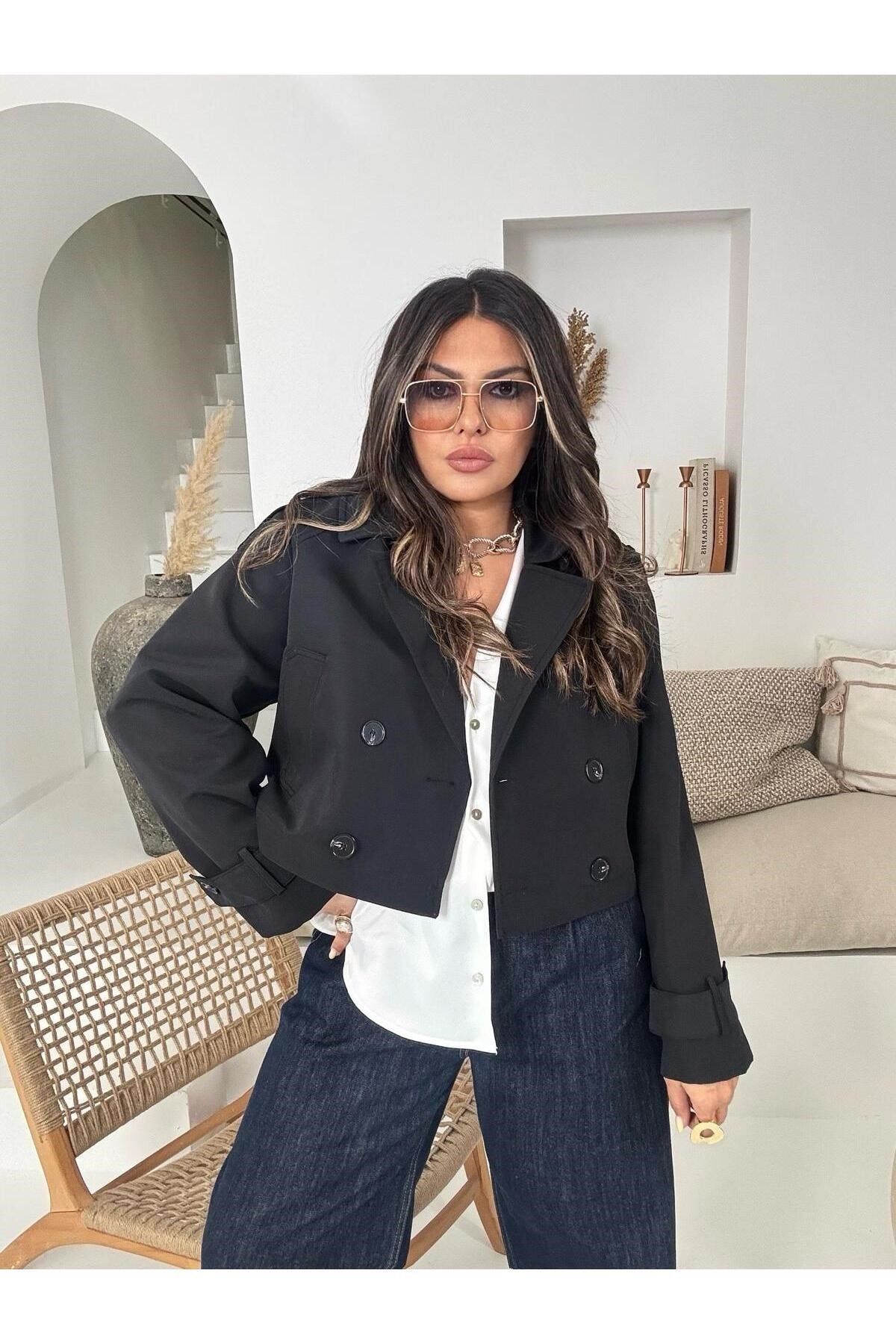 Kadın Viral Model Kısa Trençkot