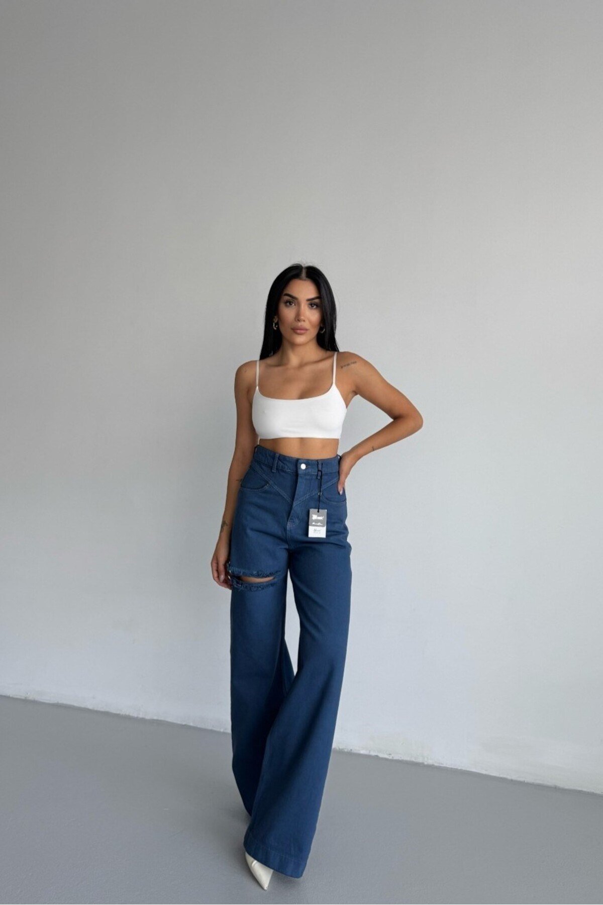 Yüksek Bel Asimetrik Kemerli Wide Leg Jean Pantolon