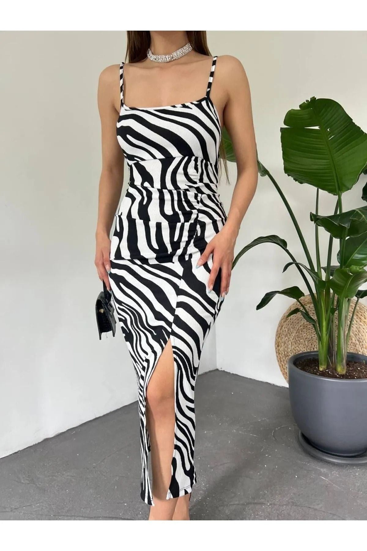 Zebra Desenli Askılı Derin Yırtmaçlı Bürümcük Yazlık Elbise