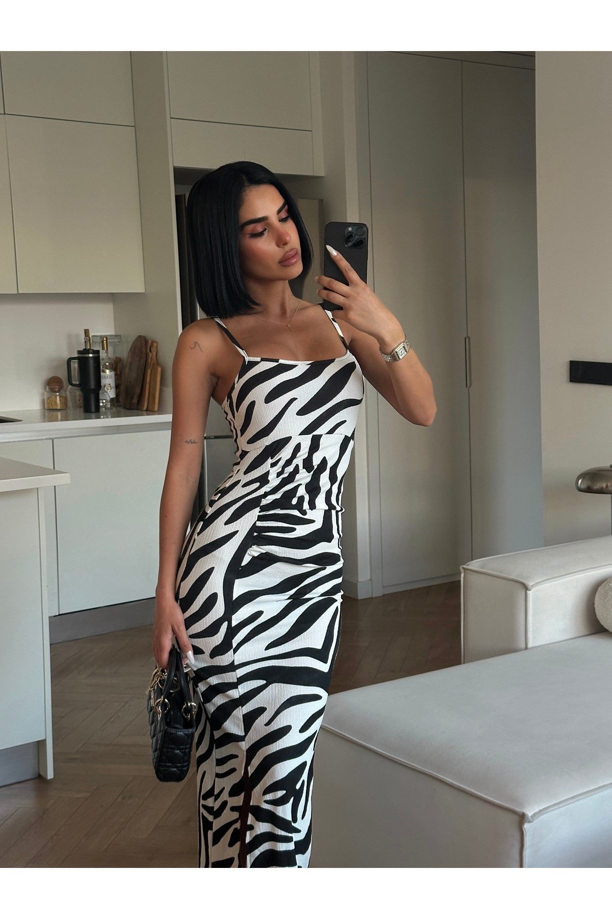 Zebra Desenli Askılı Yırtmaçlı Bürümcük Elbise