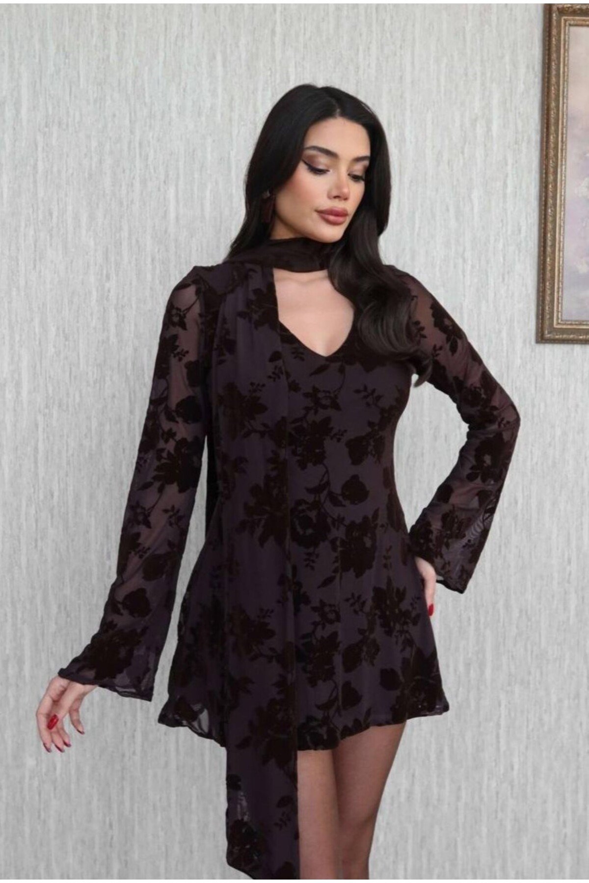 Zr Model Tül Detay Fularlı Elbise