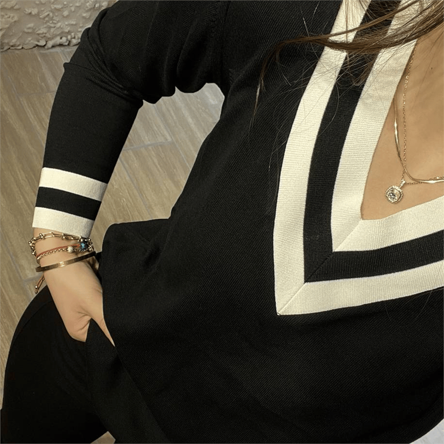 Yaka Detaylı Triko Bluz Siyah