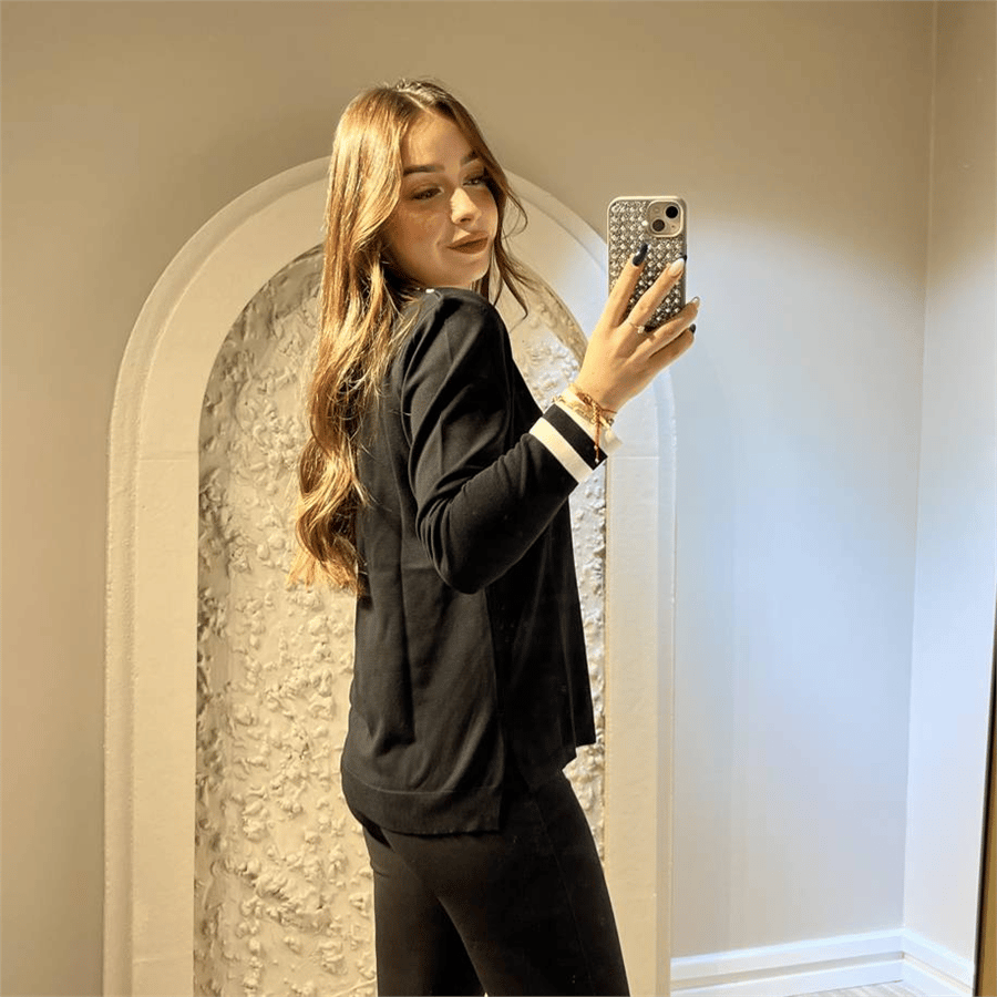 Yaka Detaylı Triko Bluz Siyah