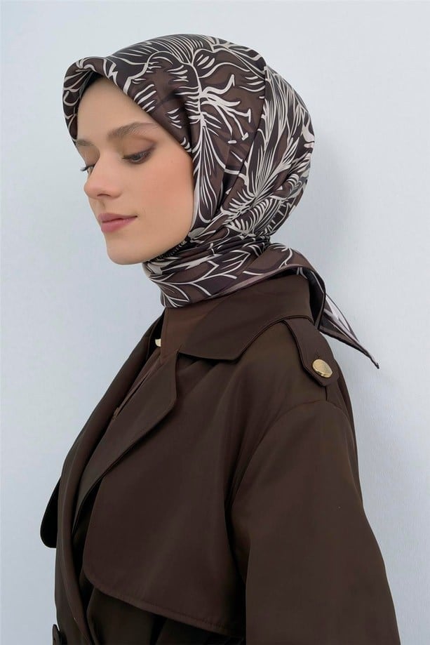 Armine İpek Eşarp 2026 Yaz 9539-32 Kahverengi