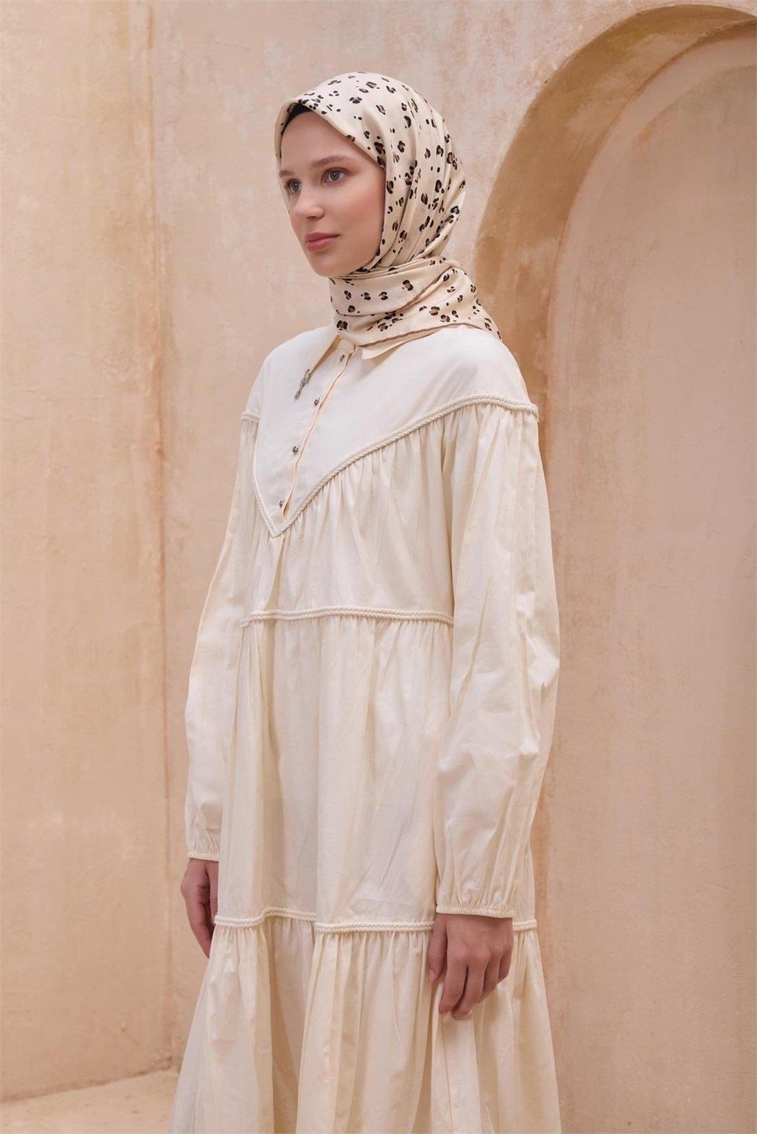 Belli Twill İpek Eşarp 26 Yaz 4126-32 Bej