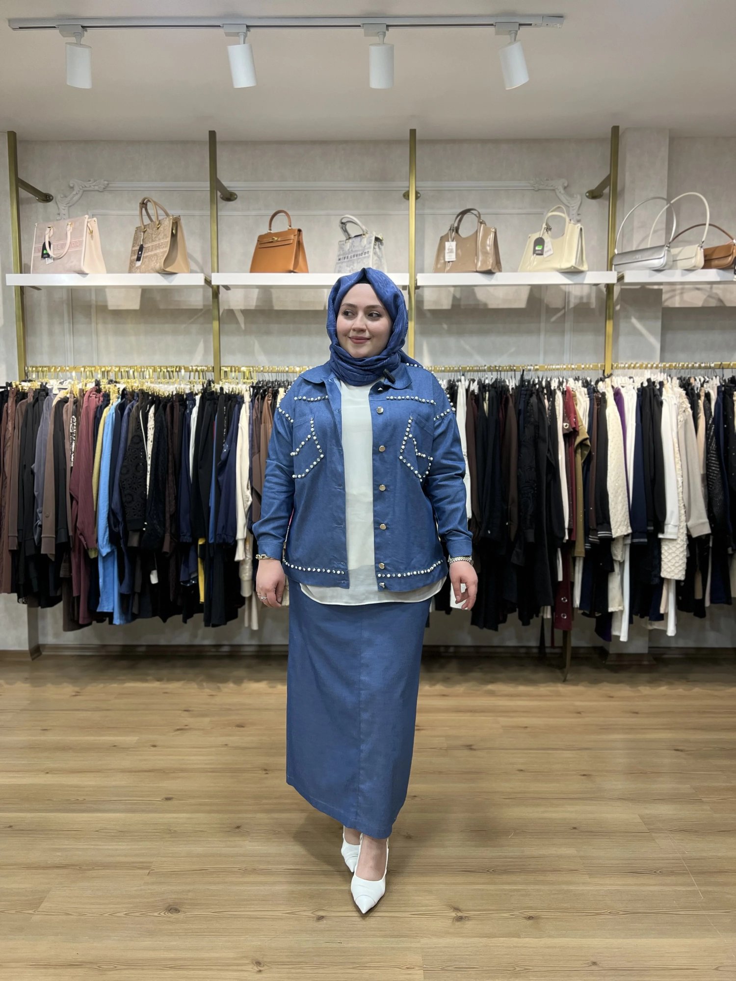 FATMA DANIŞMAN İncili Taşlı Etekli Takım