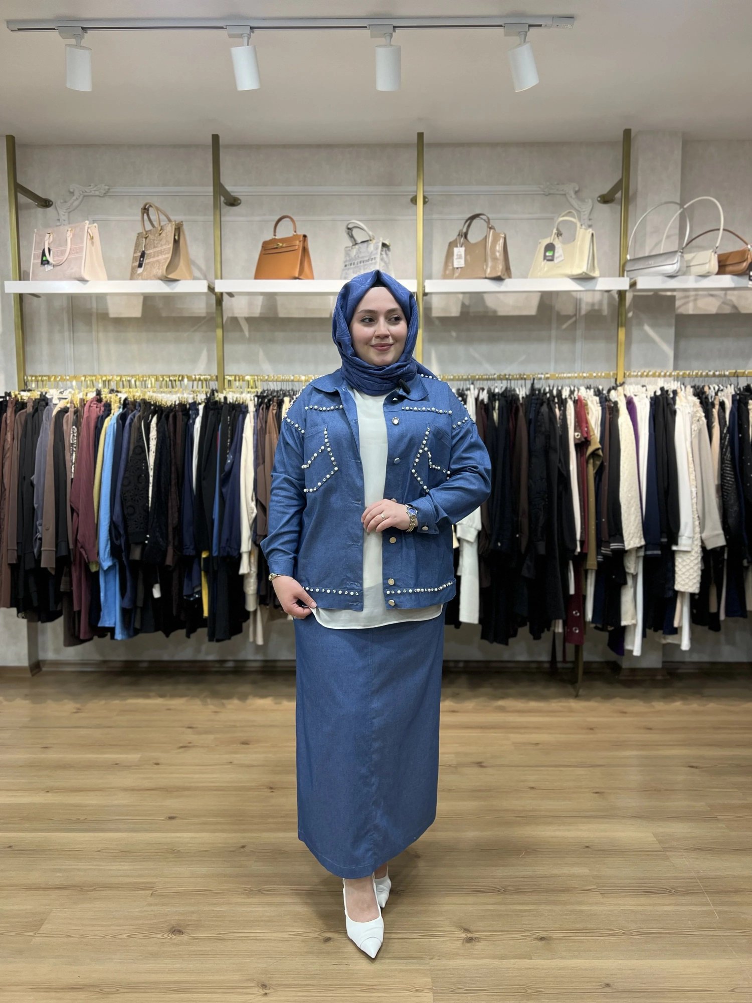 FATMA DANIŞMAN İncili Taşlı Etekli Takım