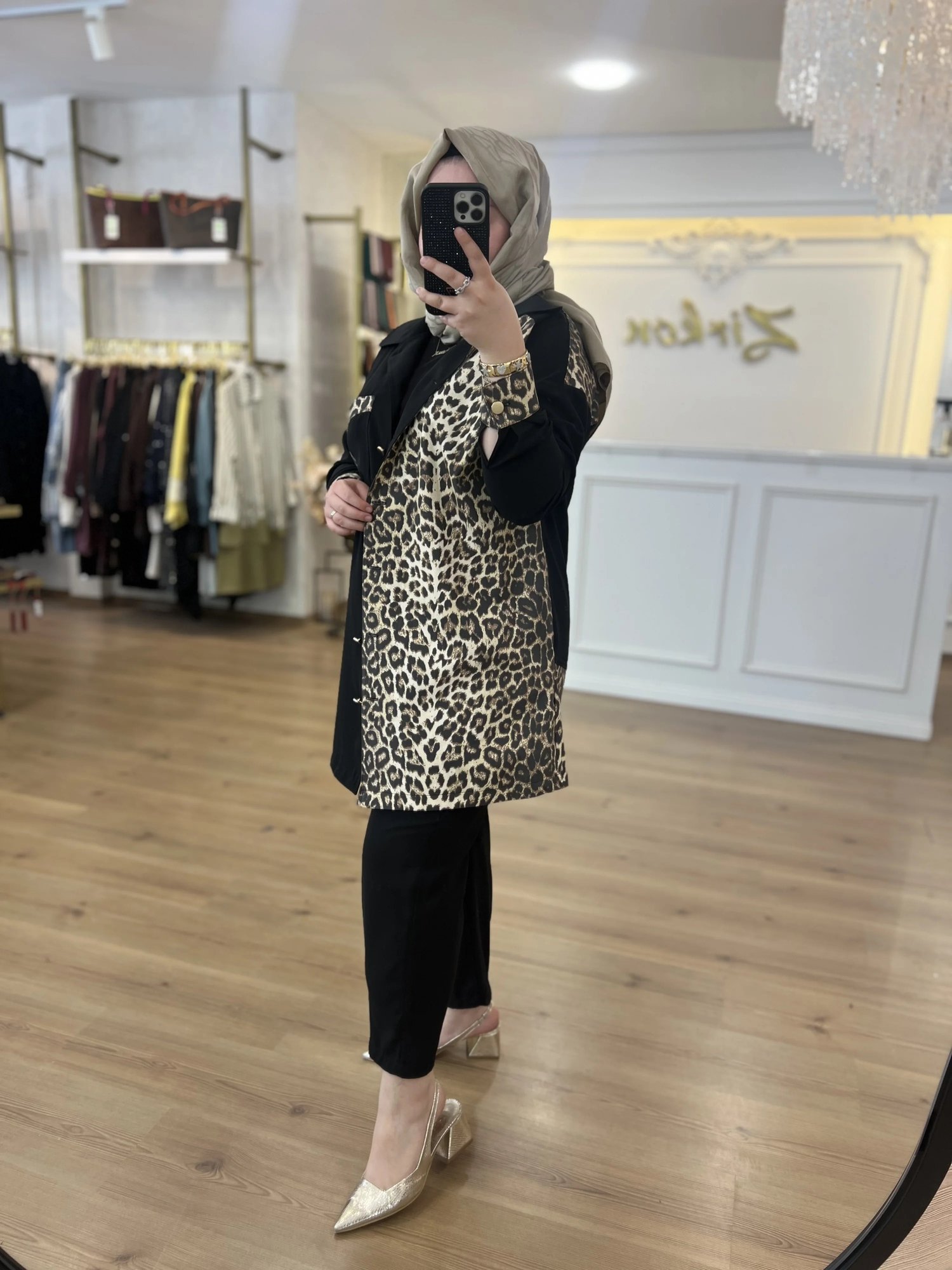 FATMA DANIŞMAN Leopar Keten Takım