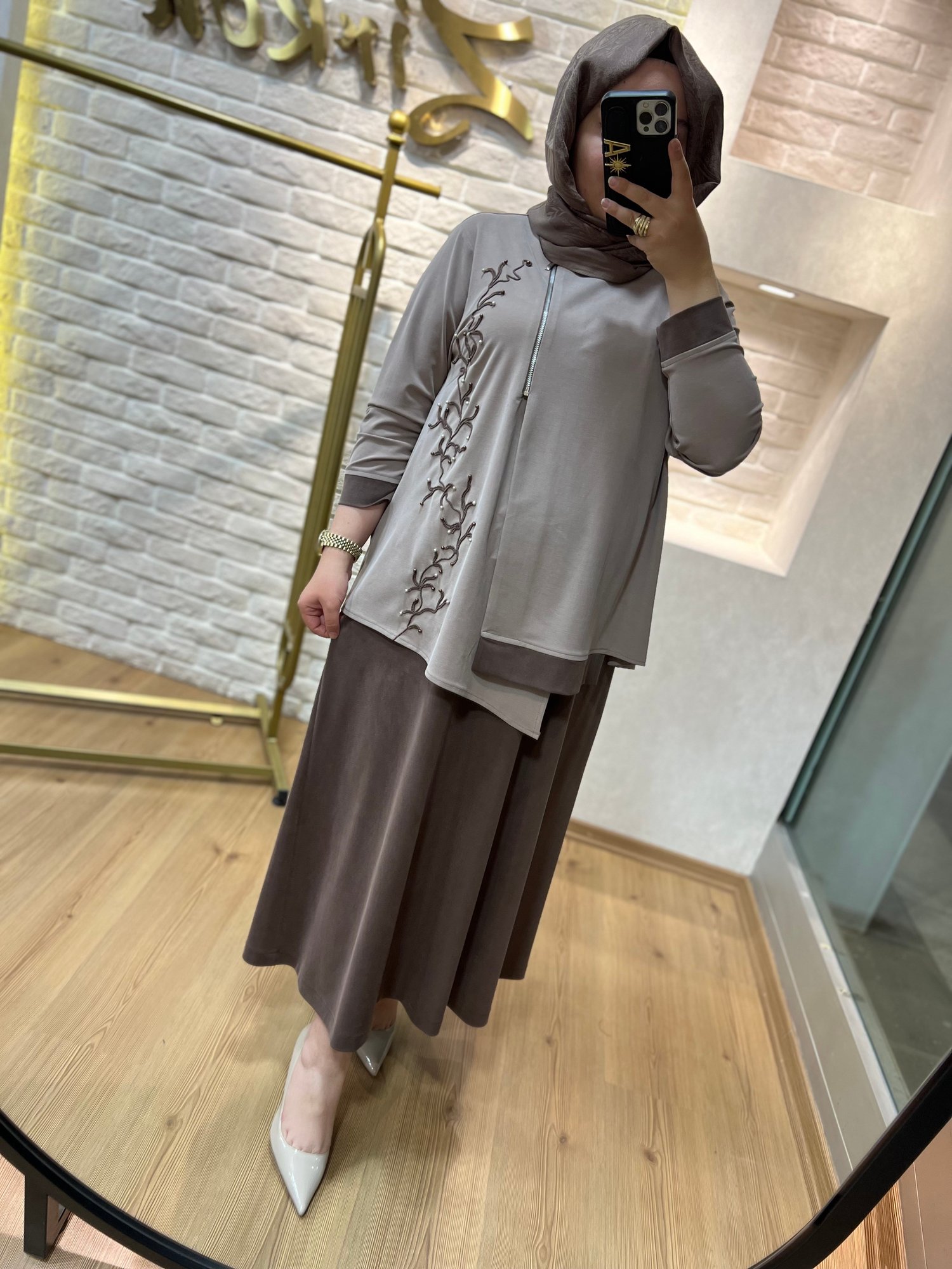 Fatma Danışman Nakışlı Etek Takım