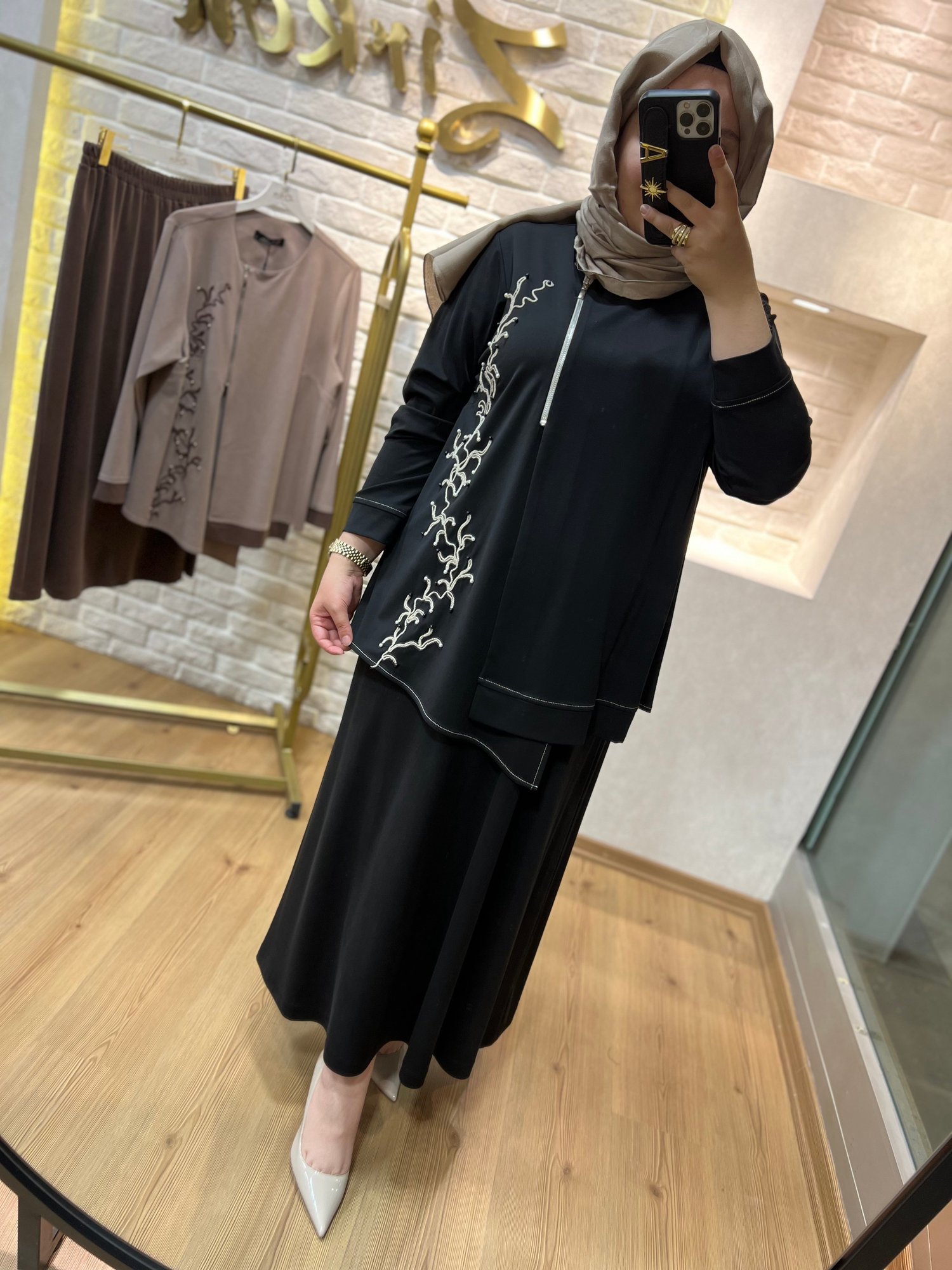 Fatma Danışman Nakışlı Etek Takım