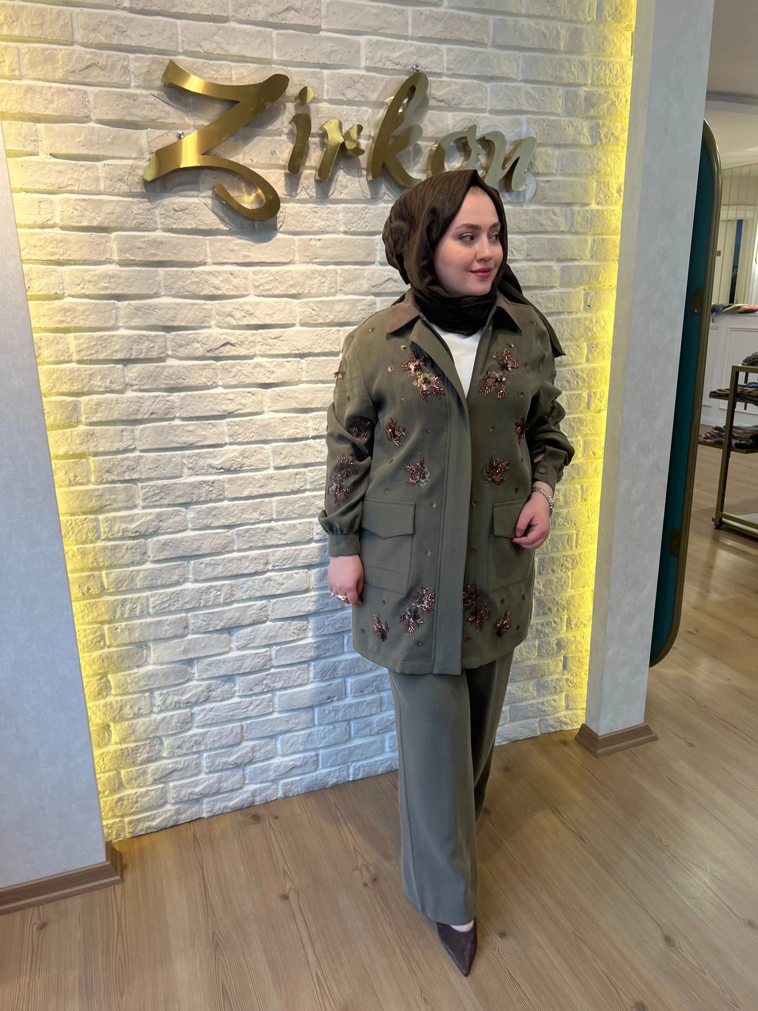 İpekdoku Nakışlı Tensel Takım