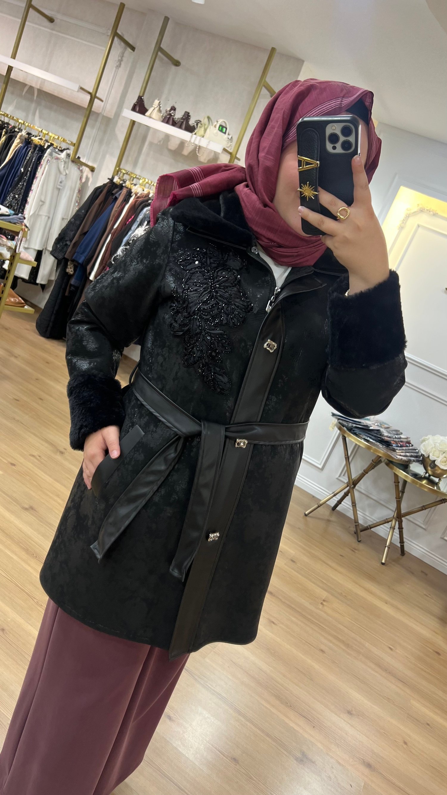 İşlemeli Nubuk Kürk