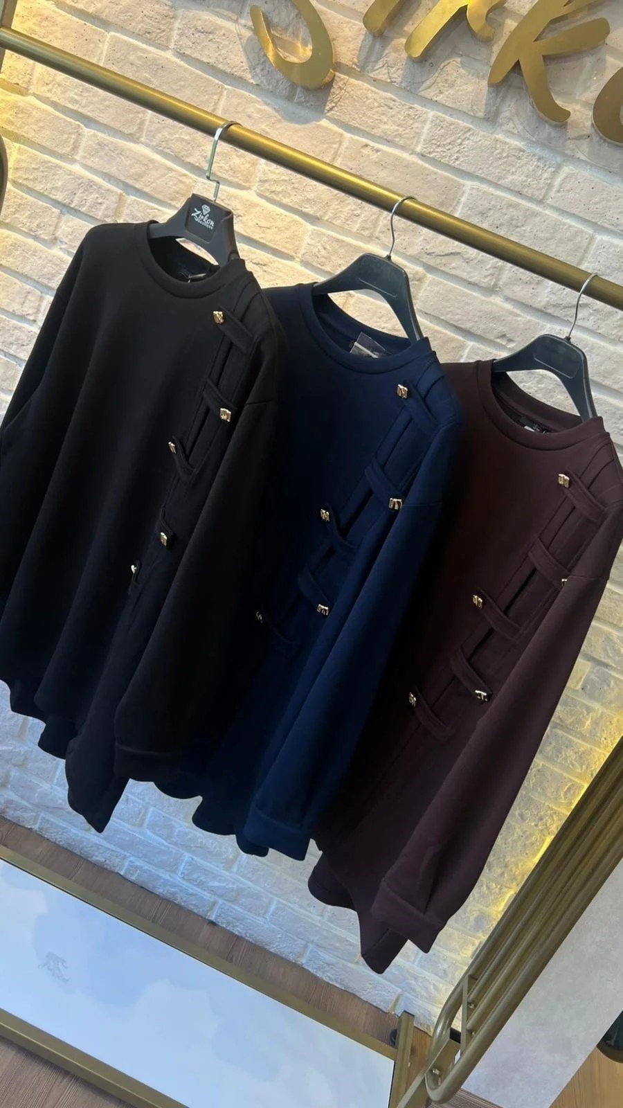 LEVİDOR GOLD DÜĞME DETAYLI SWEAT